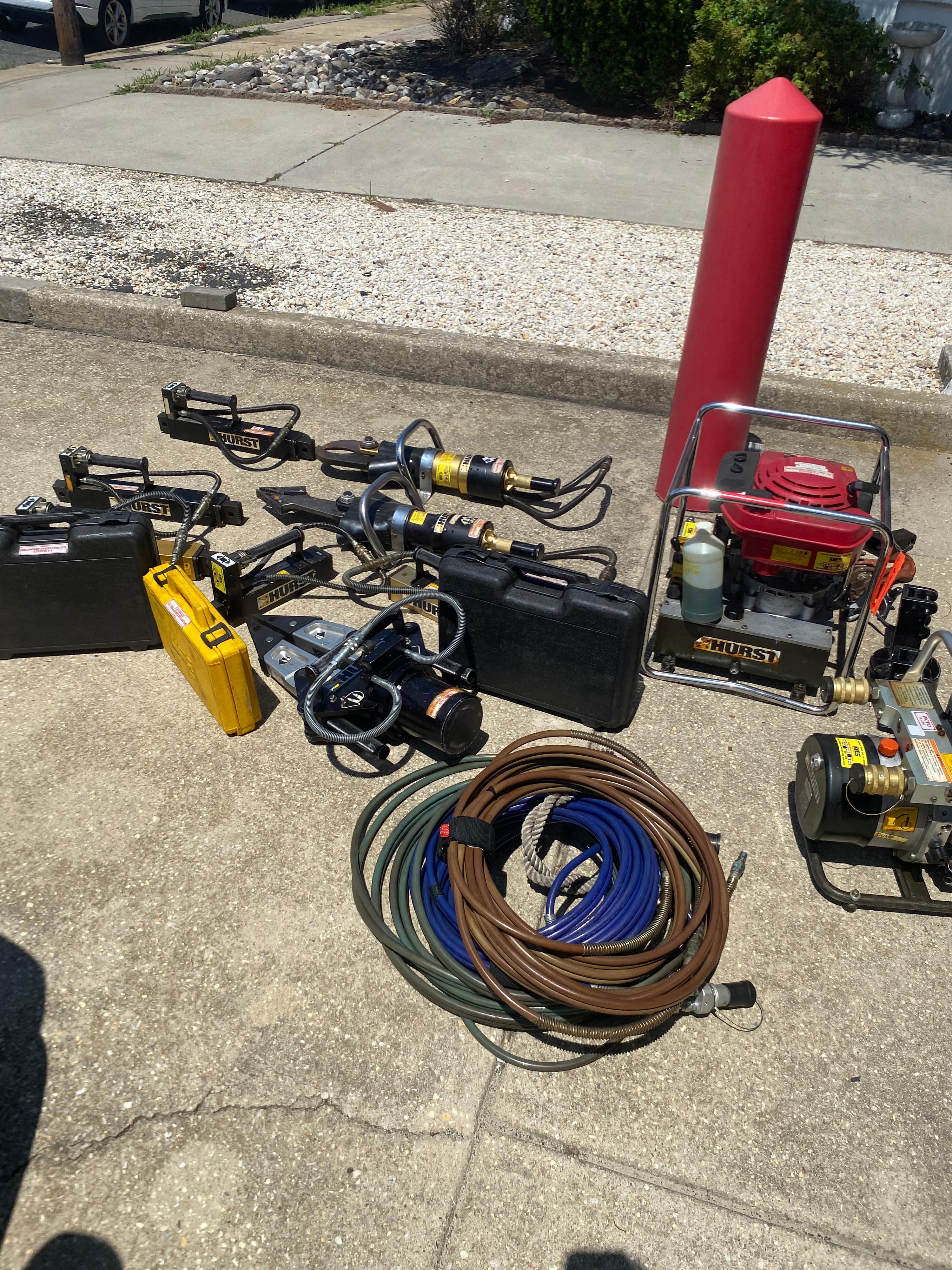 2001 Chevy Tahoe + Jaws of Life set - image 29
