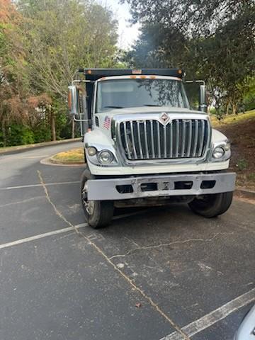 2012 International 7500 Dump Truck - image 2