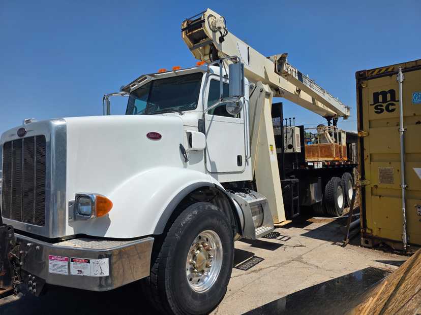 PRE-DEF: 2008 Peterbilt 365 with National Crane - $110,000 — photo 3