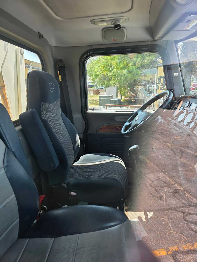 PRE-DEF: 2008 Peterbilt 365 with National Crane - $110,000 — photo 5