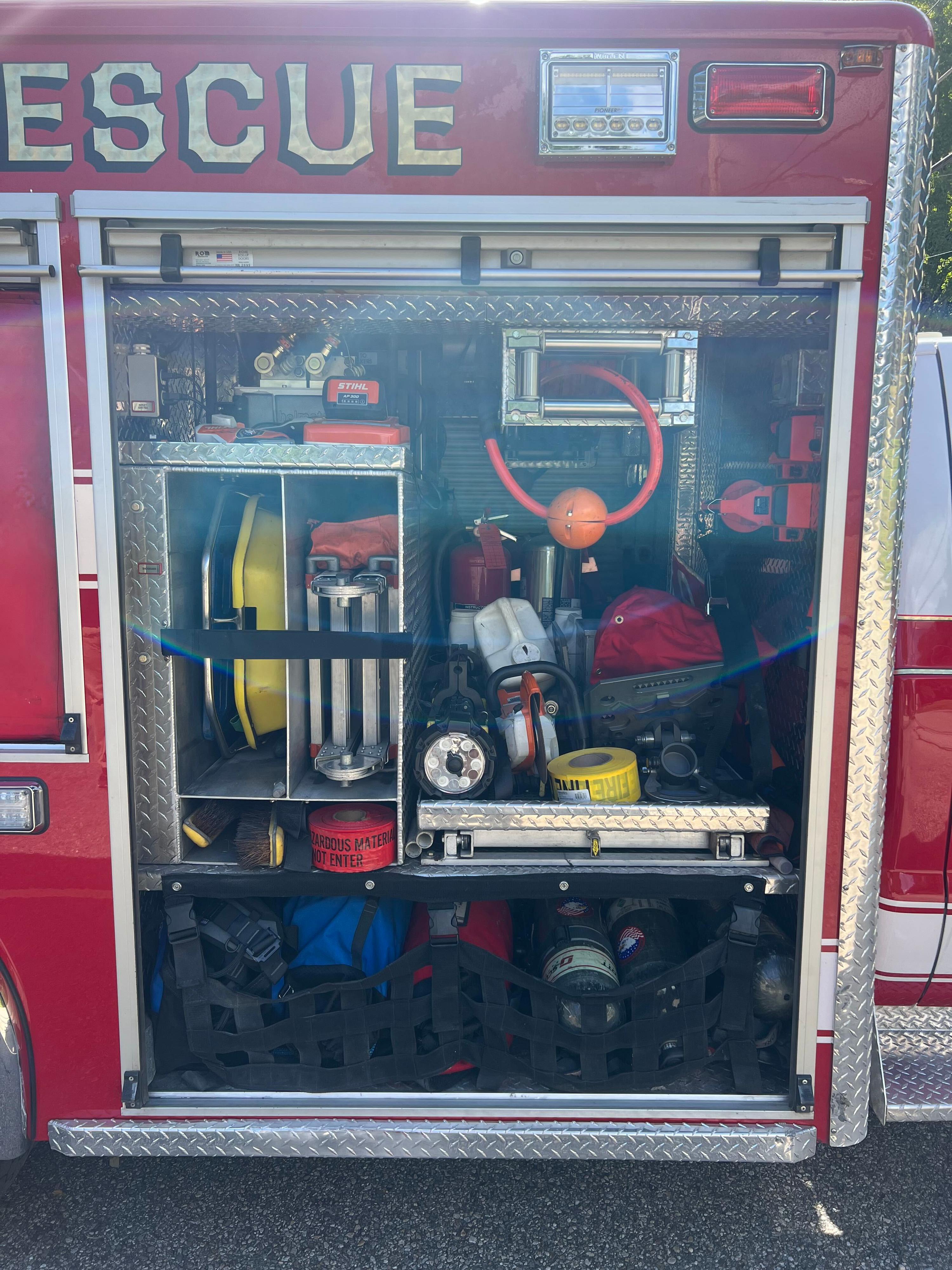 2008 Ford F550 4x4 Light Rescue - image 15