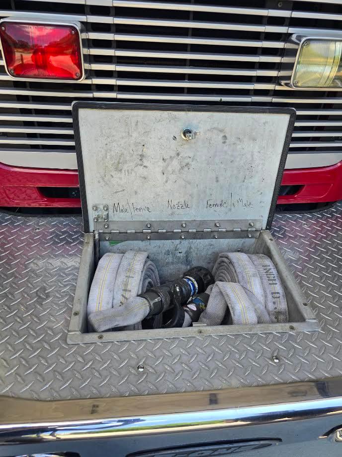 1998 E-One Freightliner Pumper - image 6