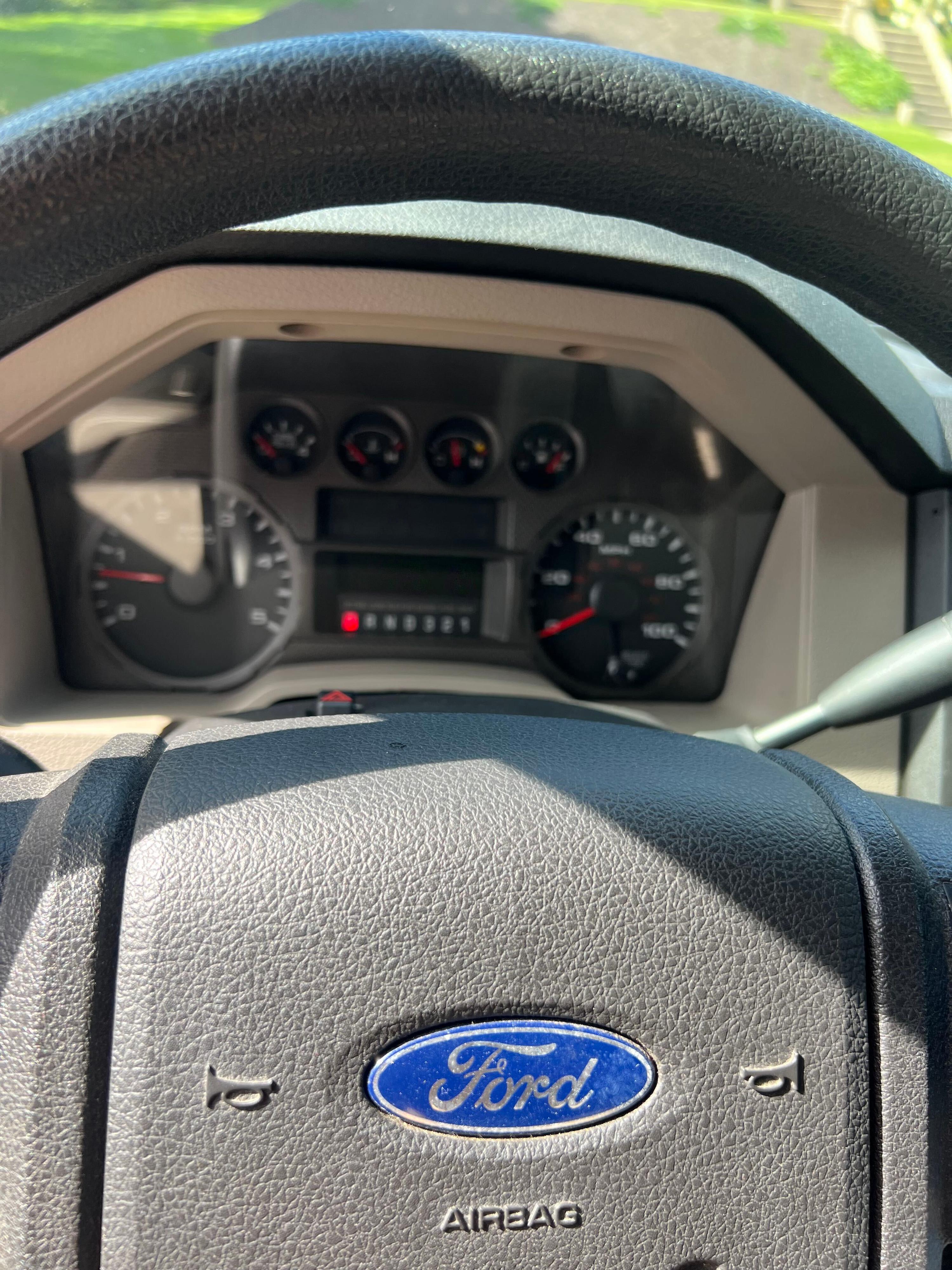 2008 Ford F550 4x4 Light Rescue - image 23