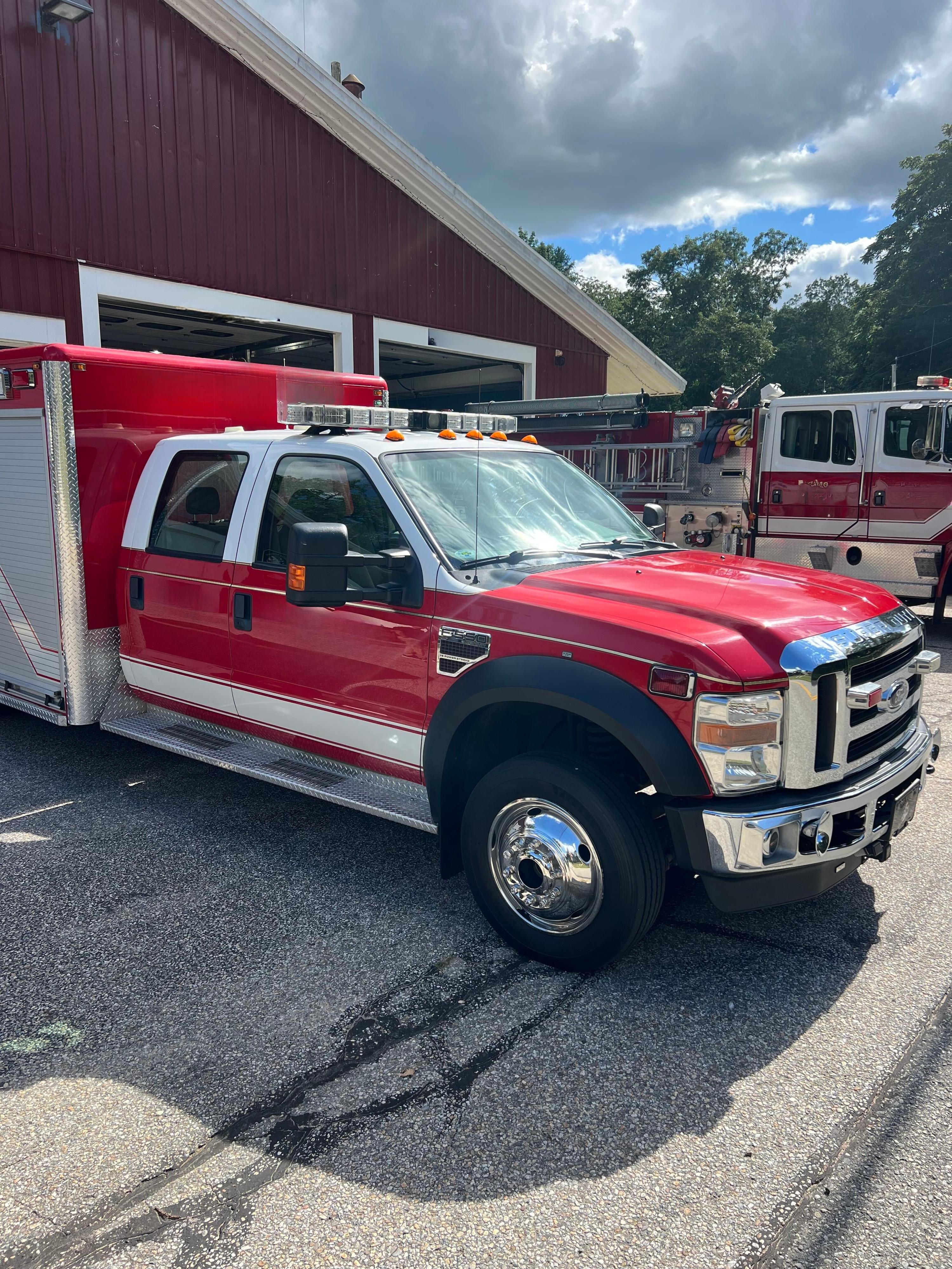 2008 Ford F550 4x4 Light Rescue - image 13