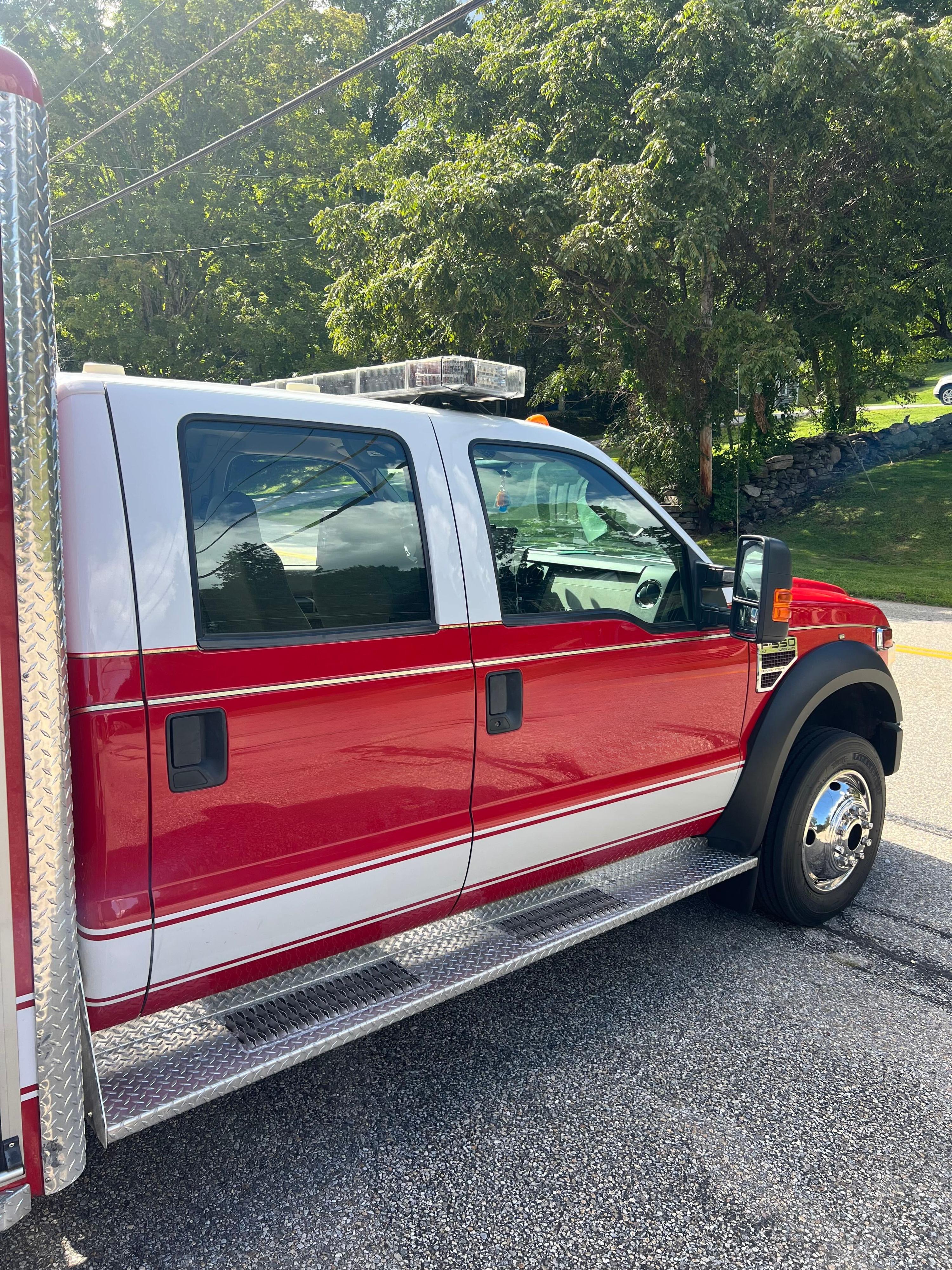 2008 Ford F550 4x4 Light Rescue - image 12