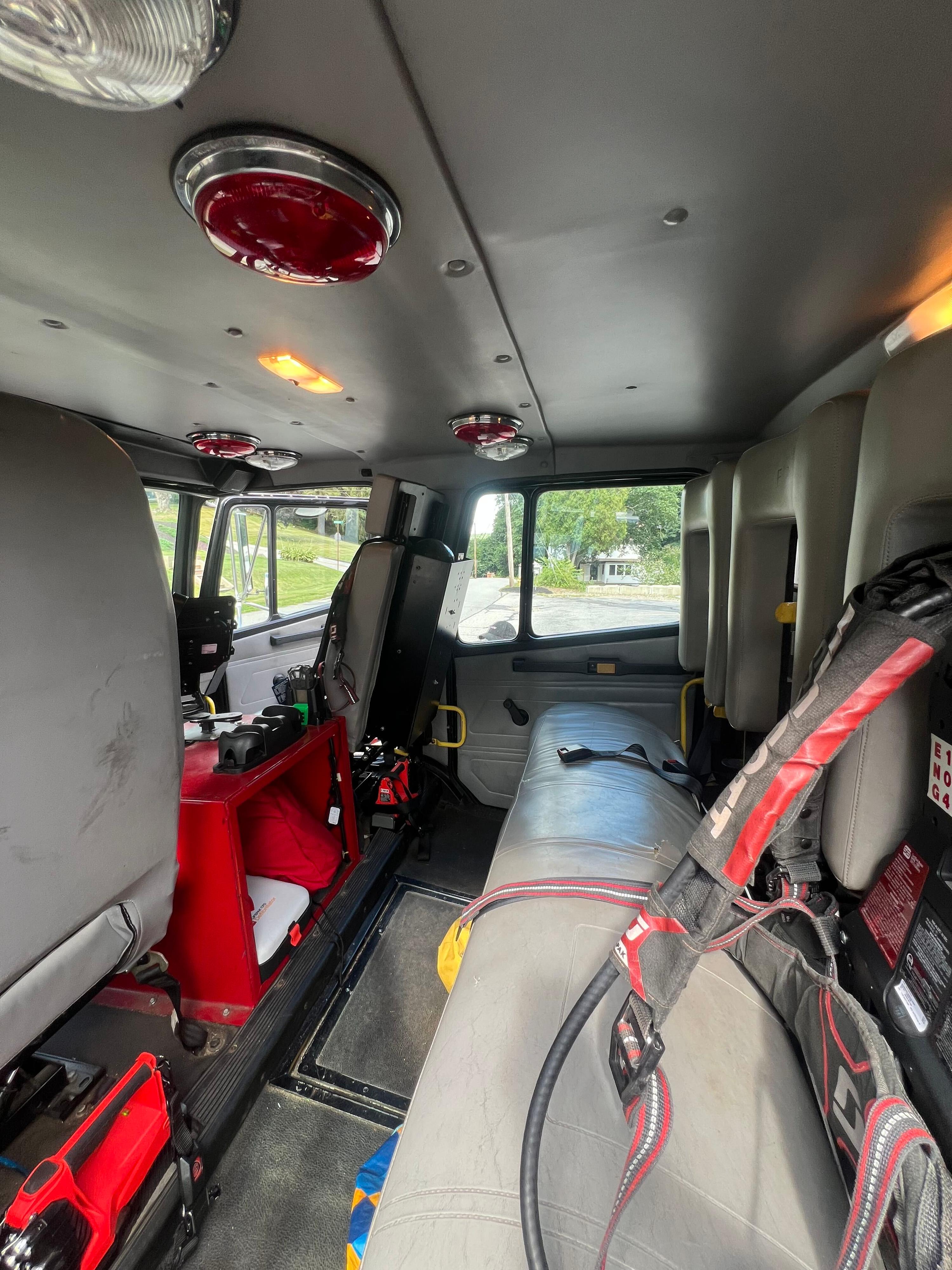 1998 E-One Freightliner Pumper - image 20