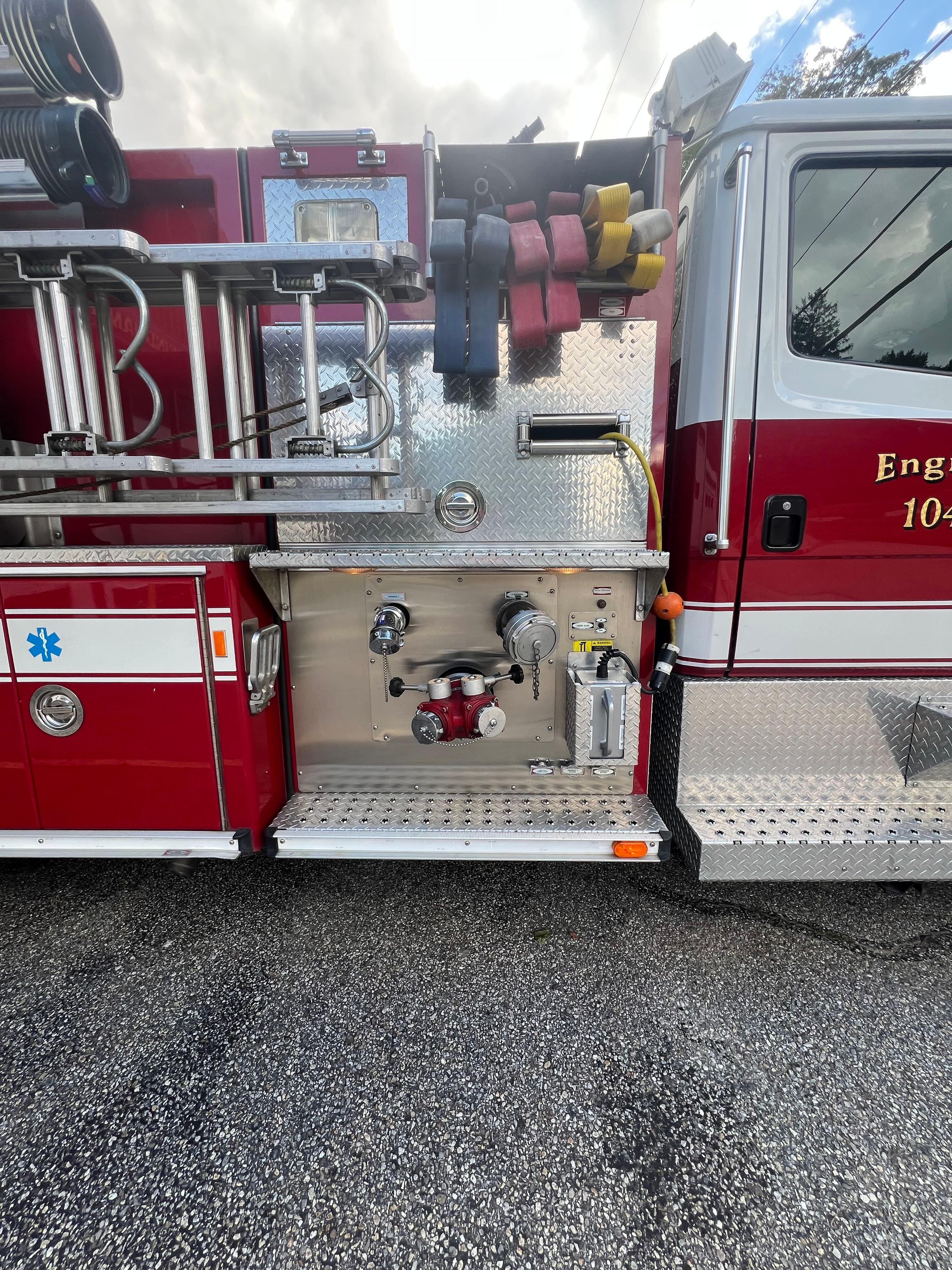 1998 E-One Freightliner Pumper - image 32
