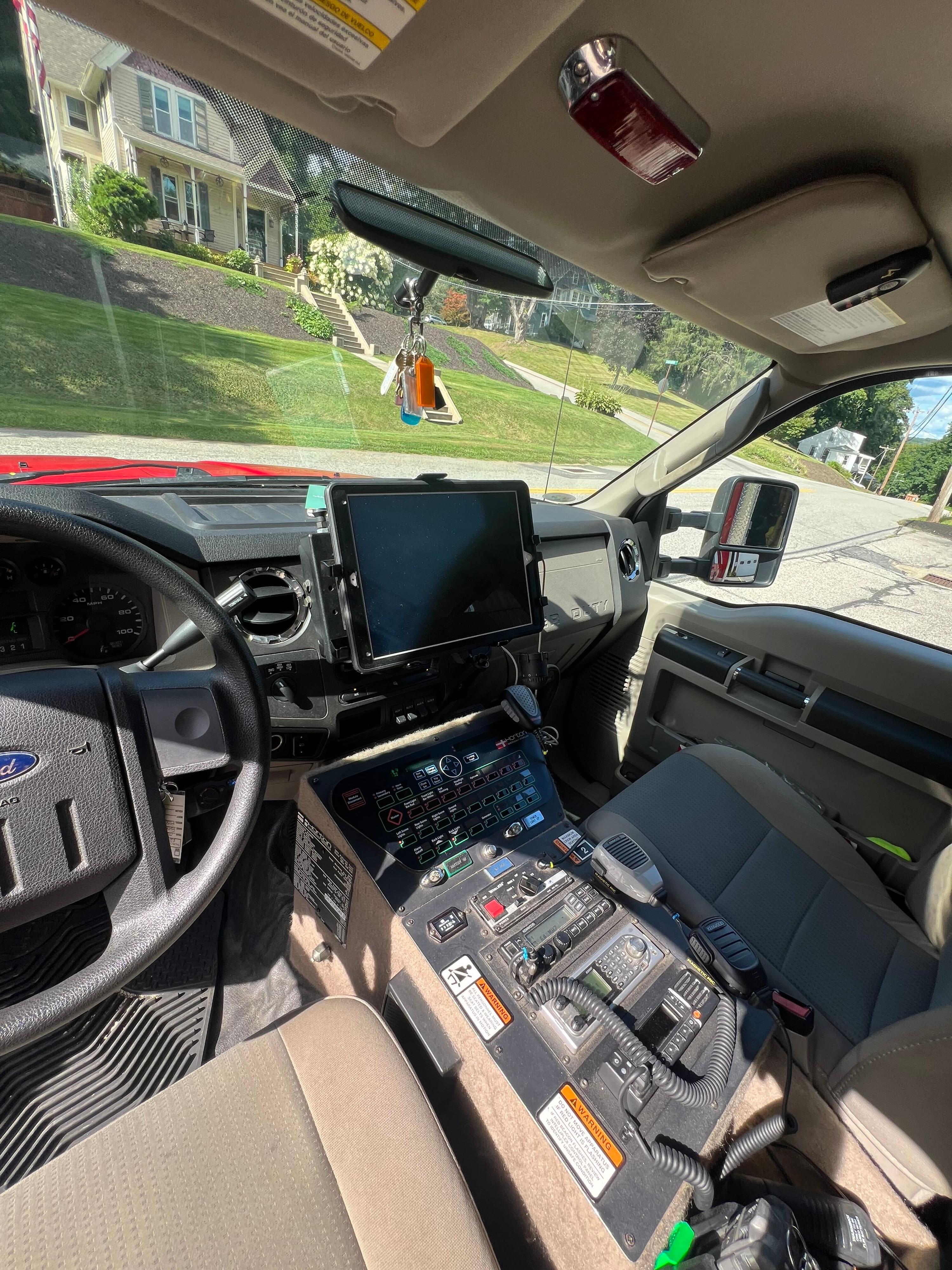 2008 Ford F550 4x4 Light Rescue - image 26