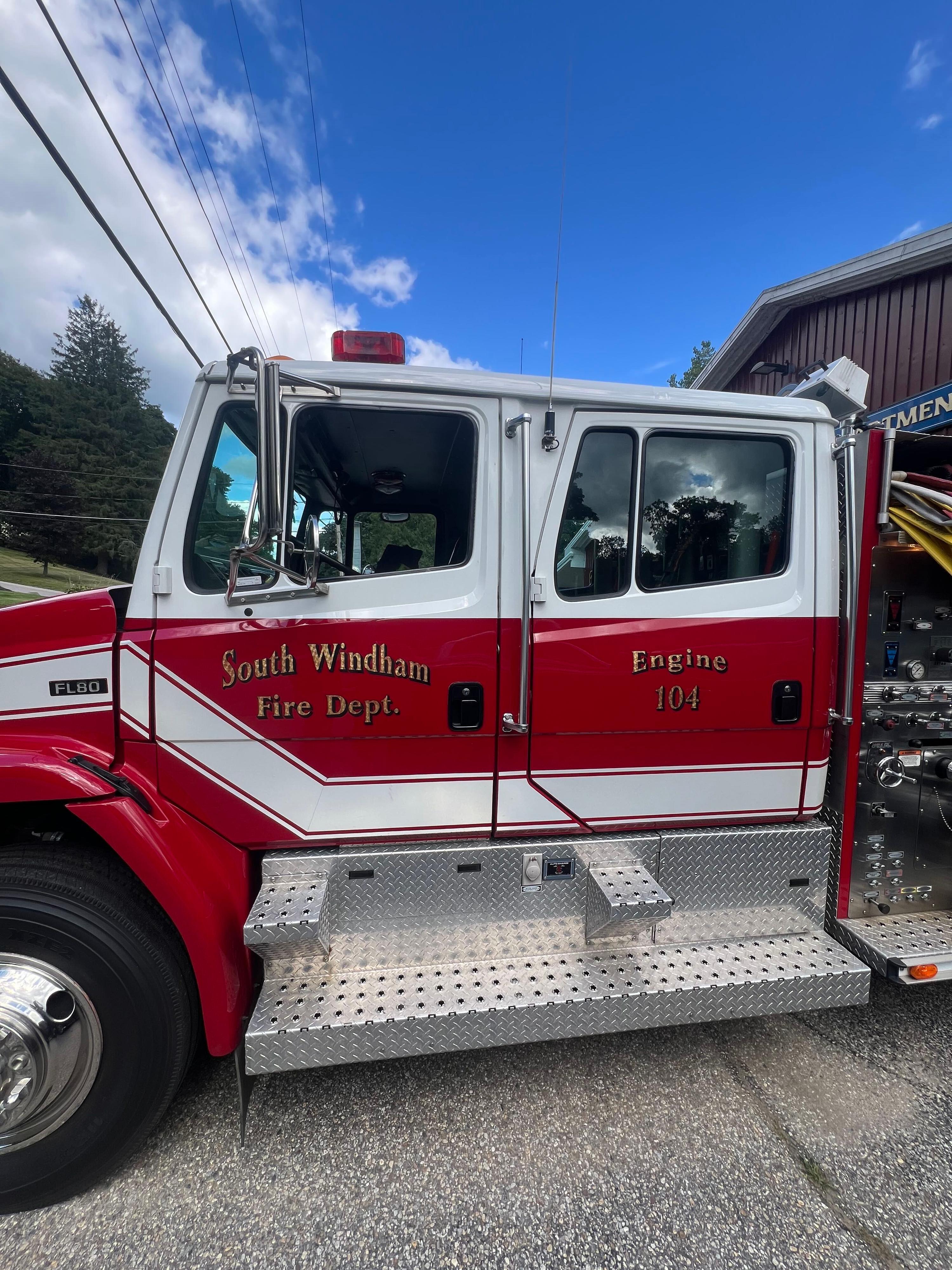 1998 E-One Freightliner Pumper - image 31