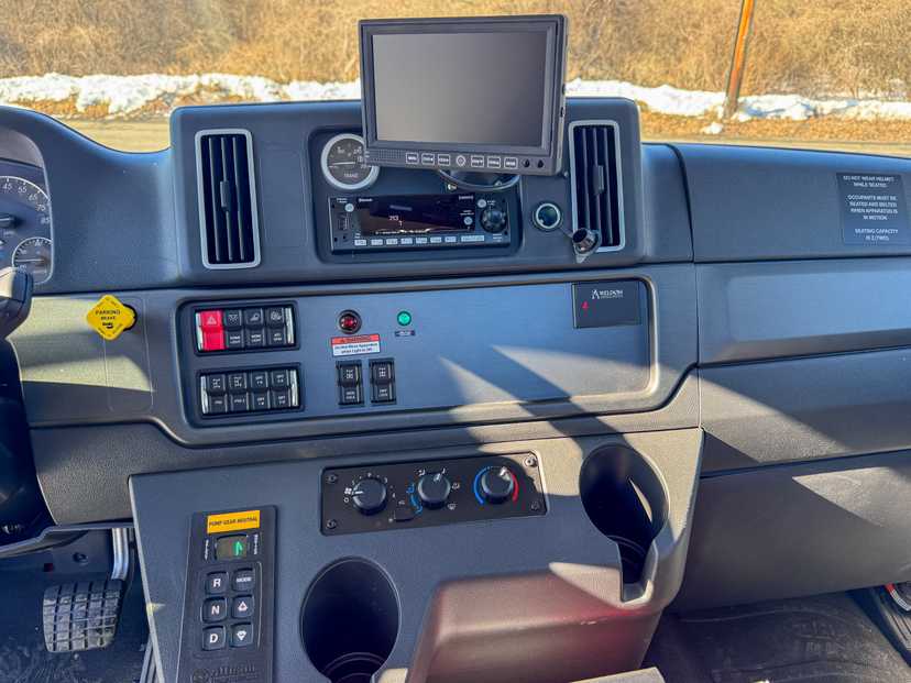2026 Firovac Freightliner Tanker — photo 8