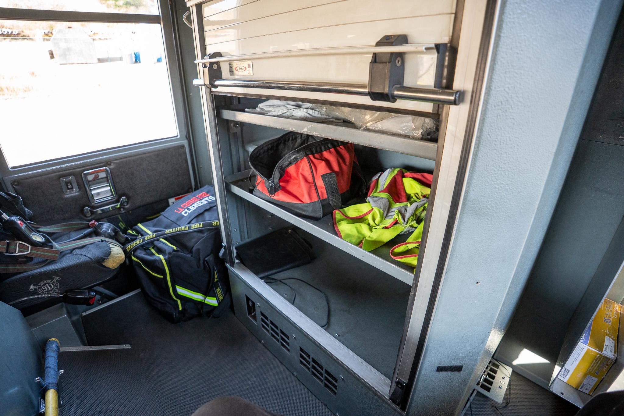2006 Pierce 75' Quint - image 27