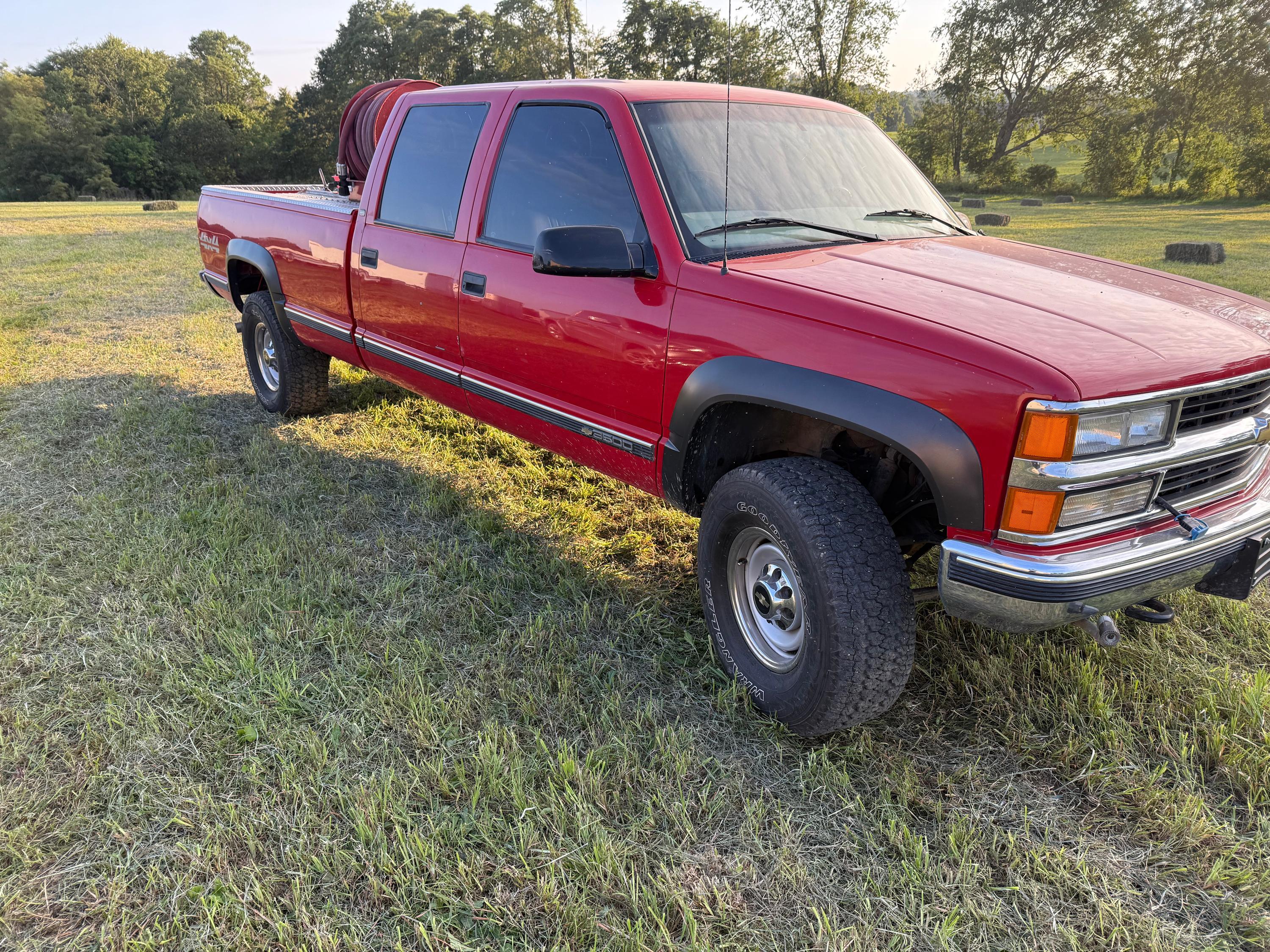 1998 Chevrolet 3500 Brush Truck, 4x4 - image 1
