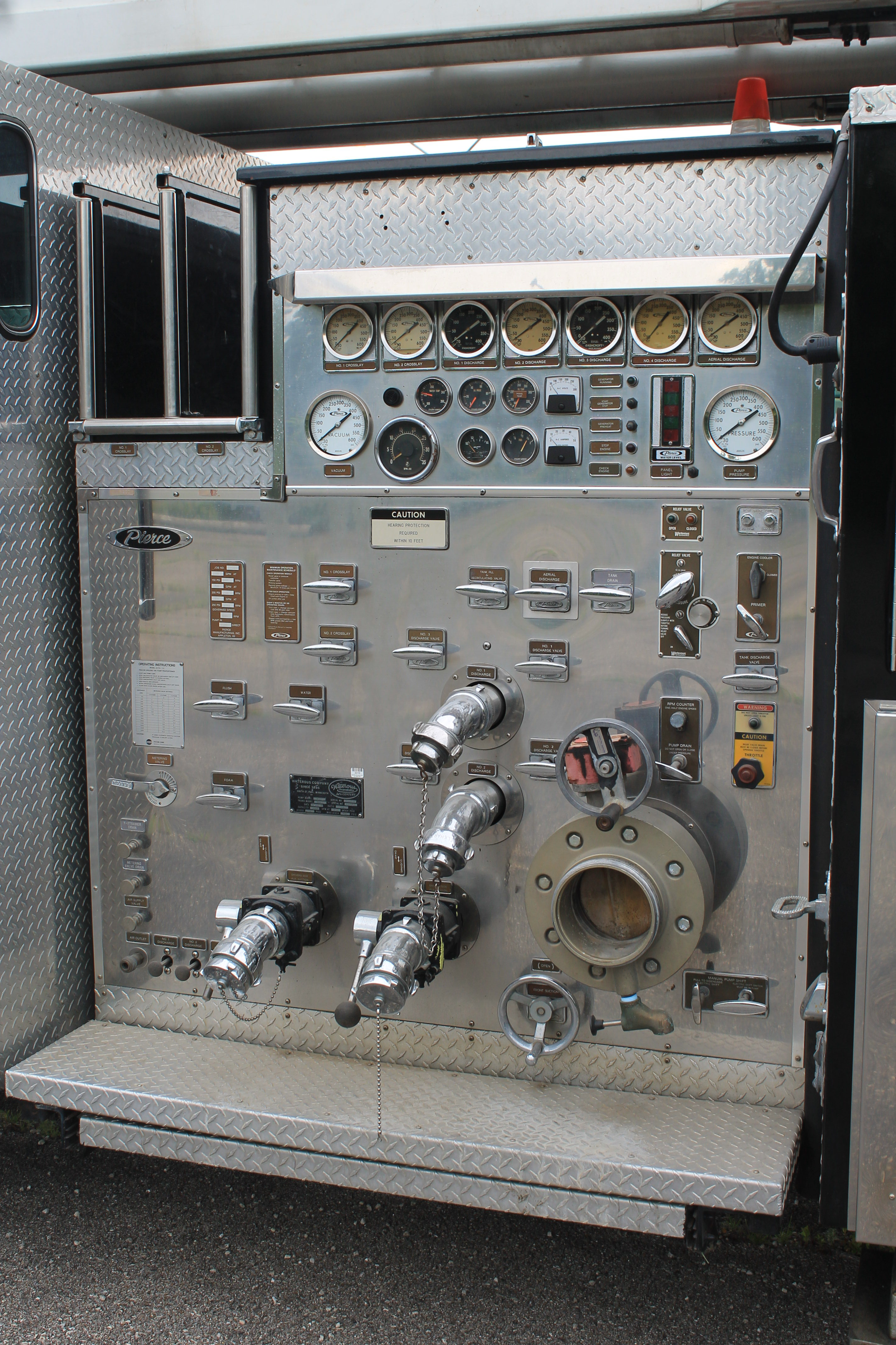 1991 Pierce Arrow 100' Aerial - image 18