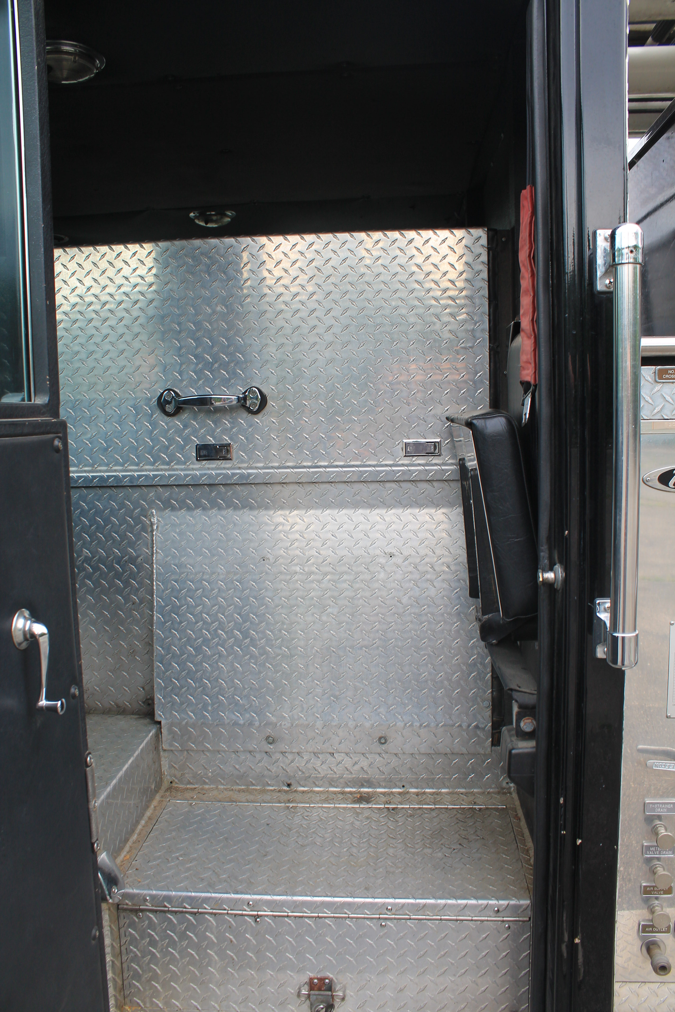 1991 Pierce Arrow 100' Aerial - image 16