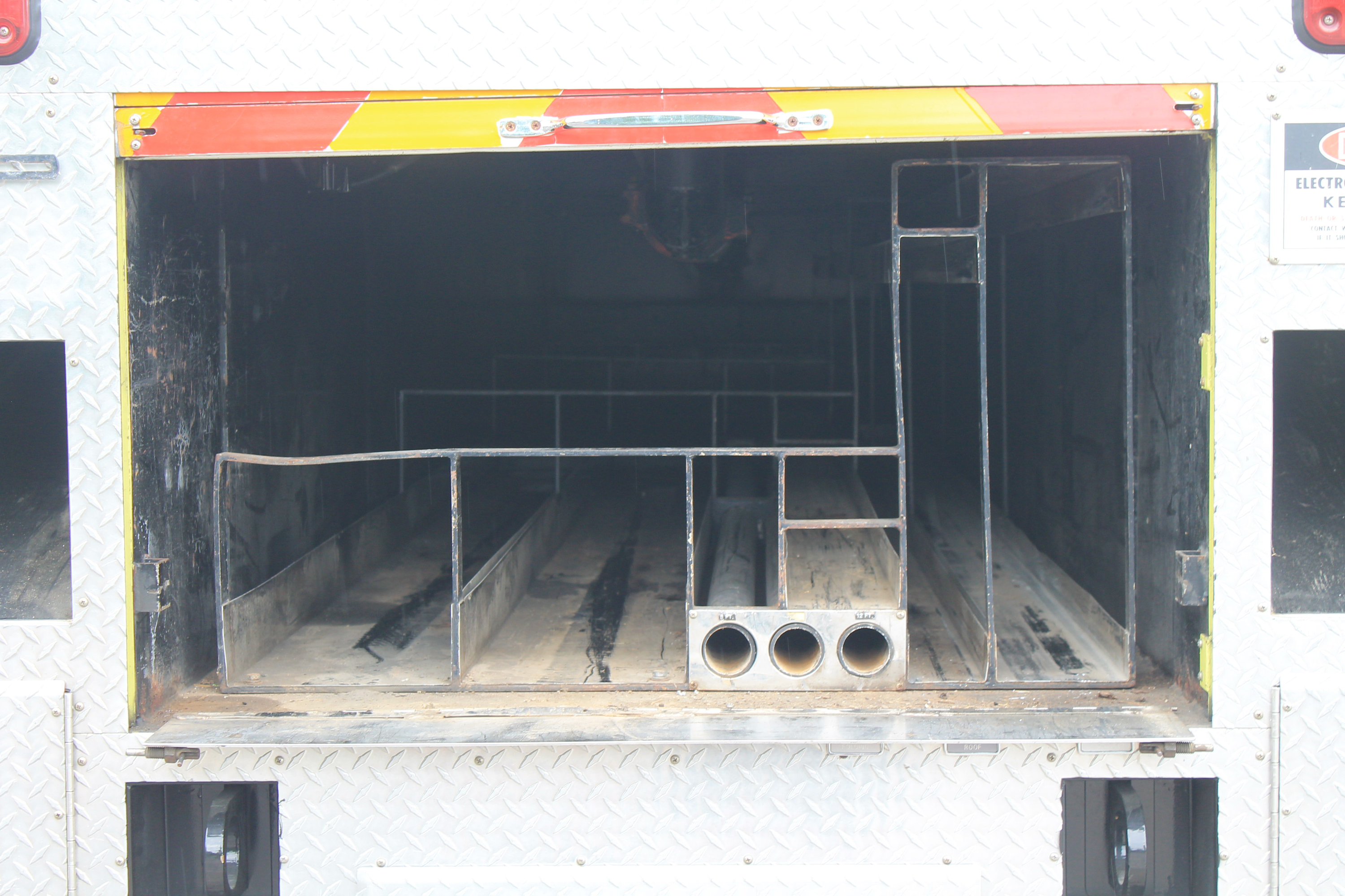 1991 Pierce Arrow 100' Aerial - image 23
