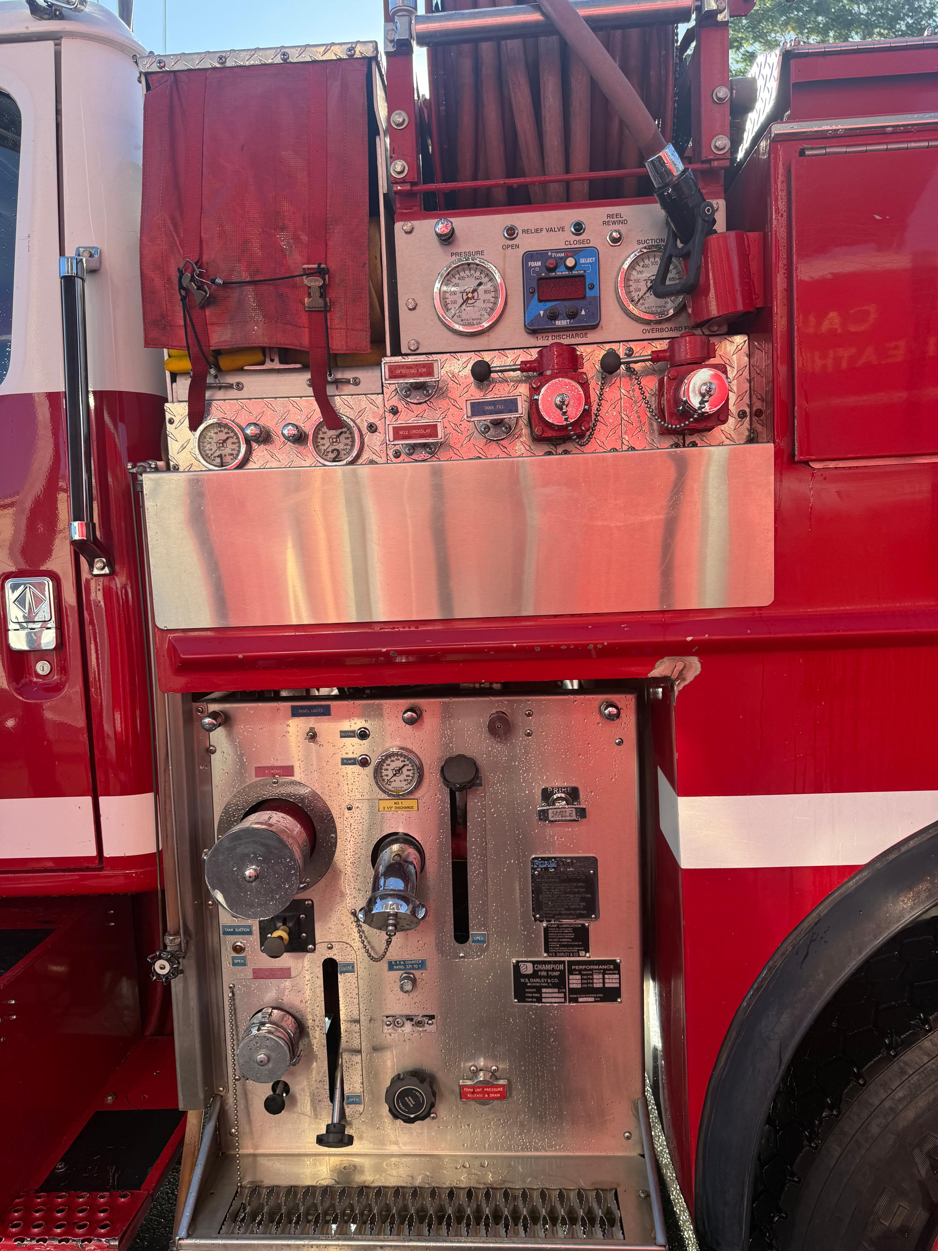 2000 West Mark International 4x4 Pumper - image 12
