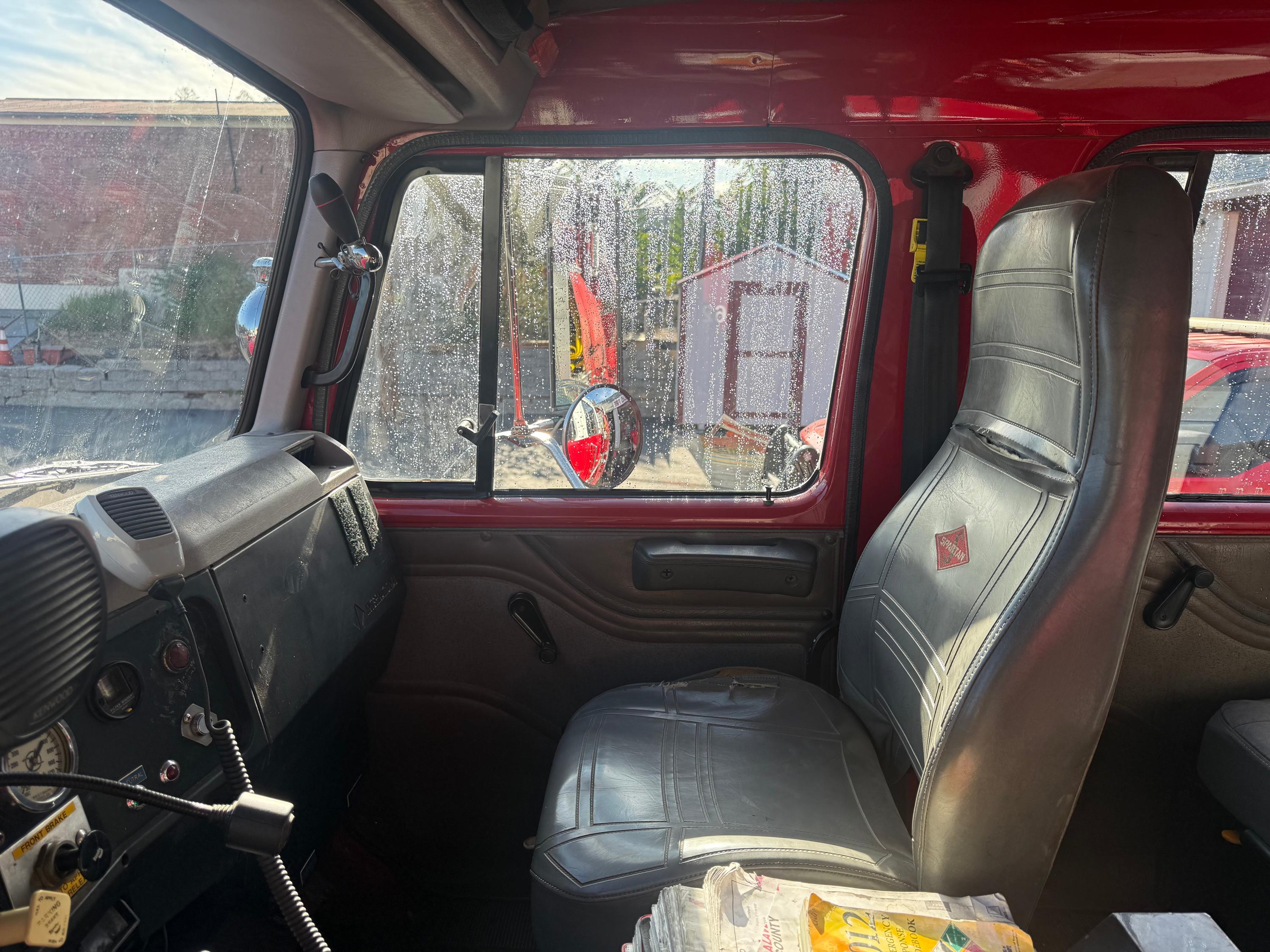 2000 West Mark International 4x4 Pumper - image 6