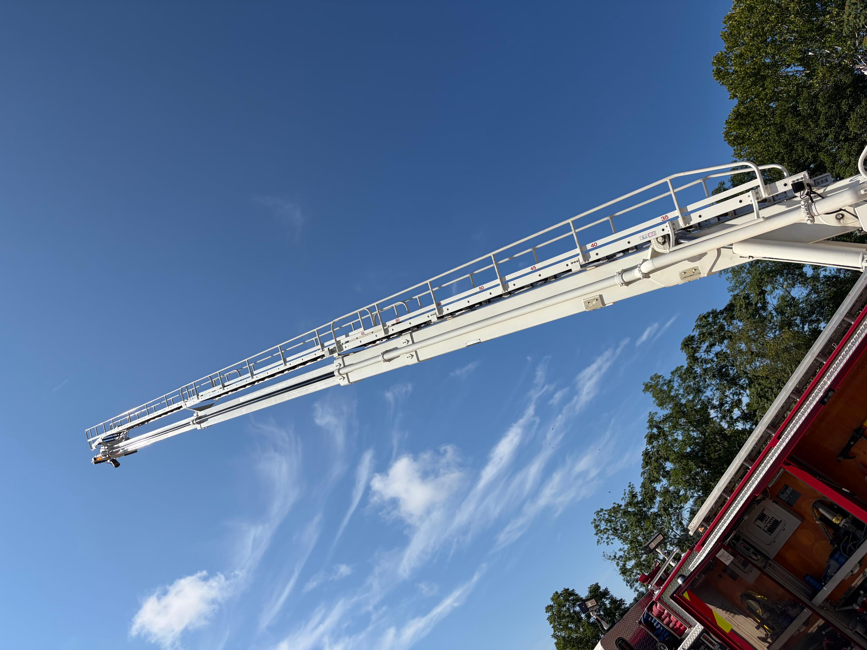 1997 Pierce Saber 65' Telesquirt - image 34