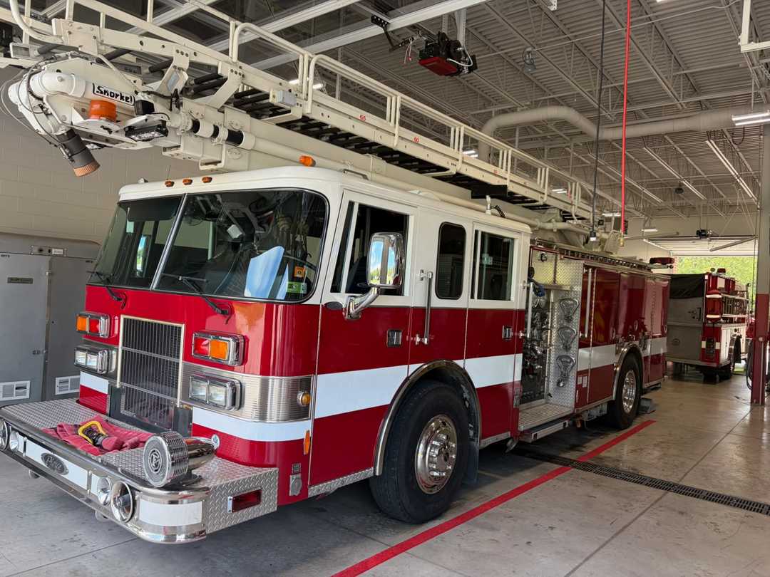 1997 Pierce Saber 65' Telesquirt