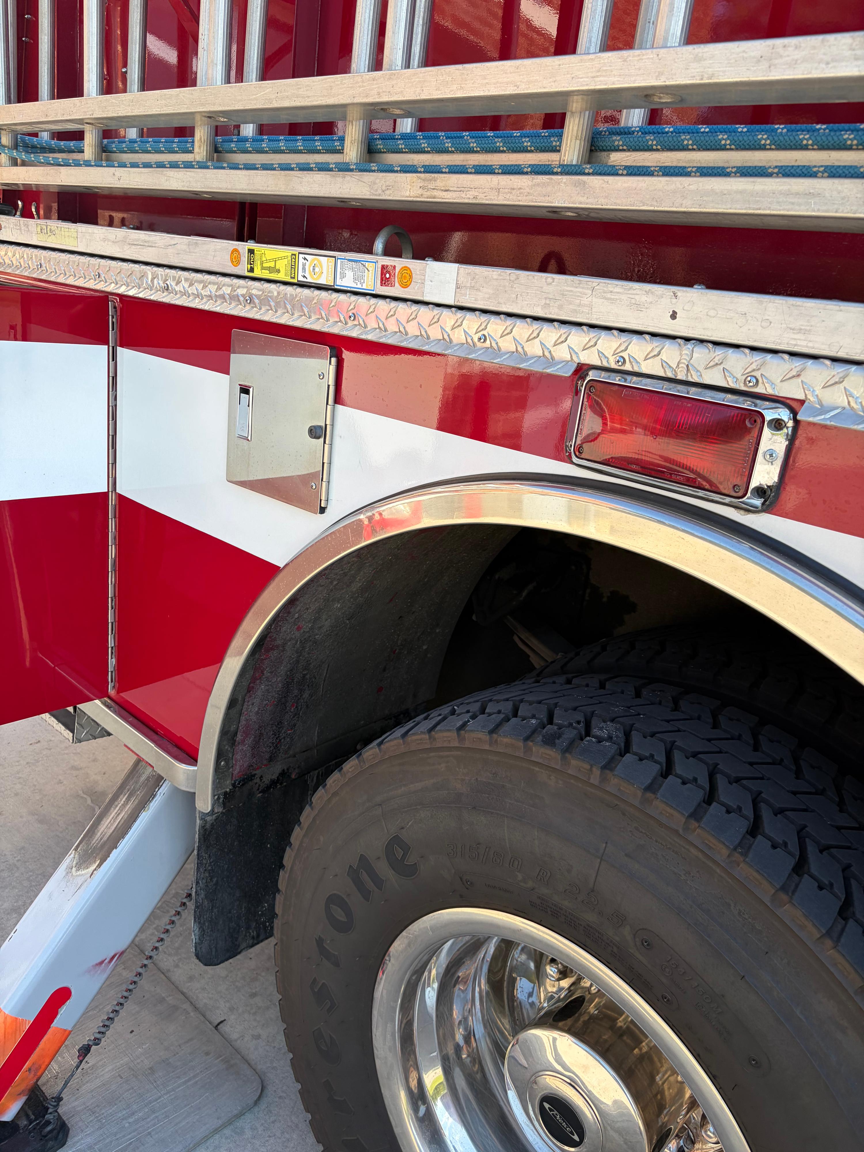 1997 Pierce Saber 65' Telesquirt - image 26