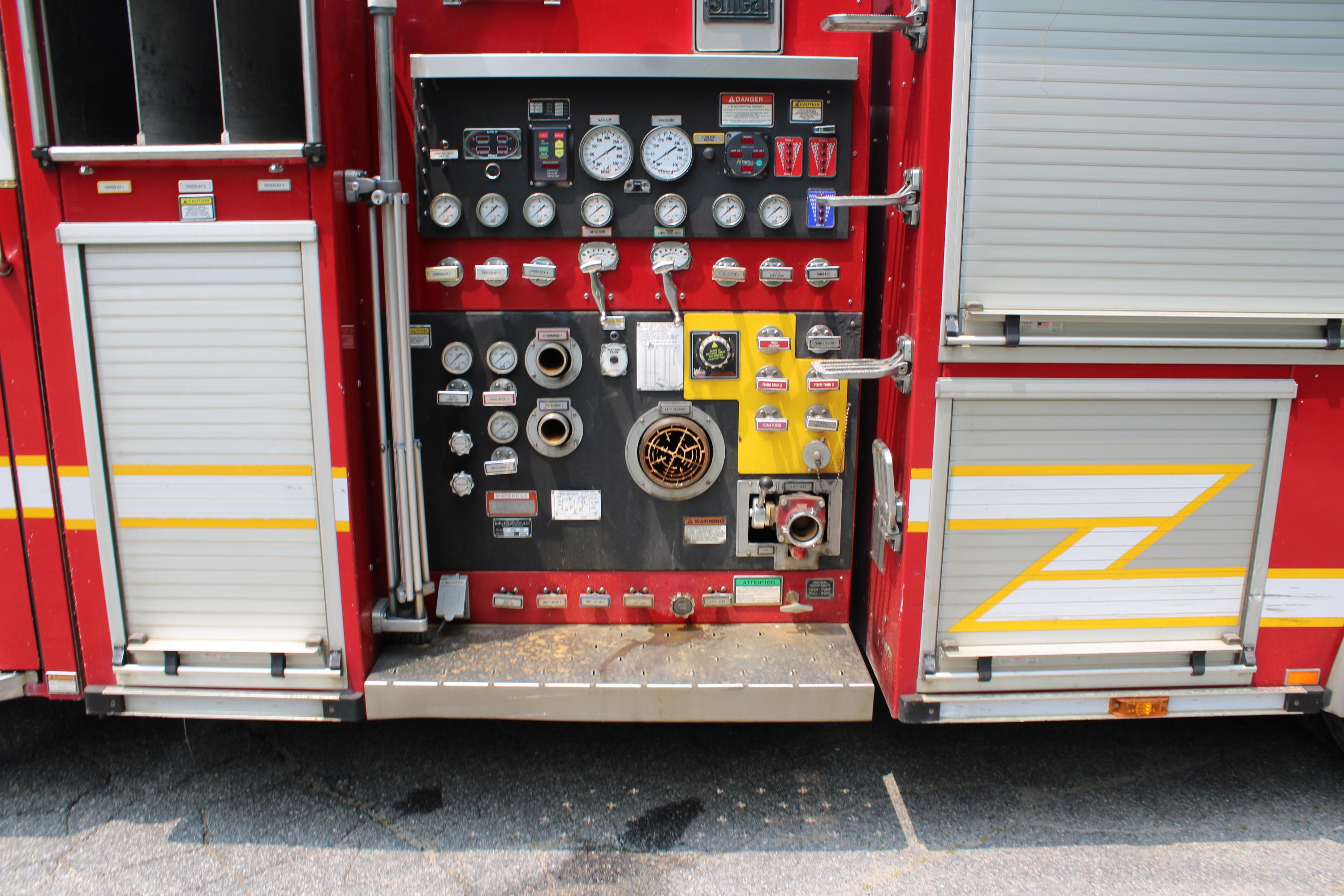 2009 Smeal 1500/750 Engine - image 7