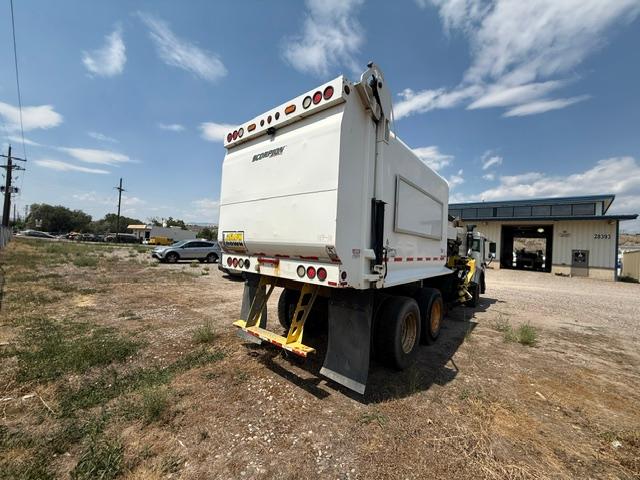 2016 Mack DaDee Automated Side Loader - image 6