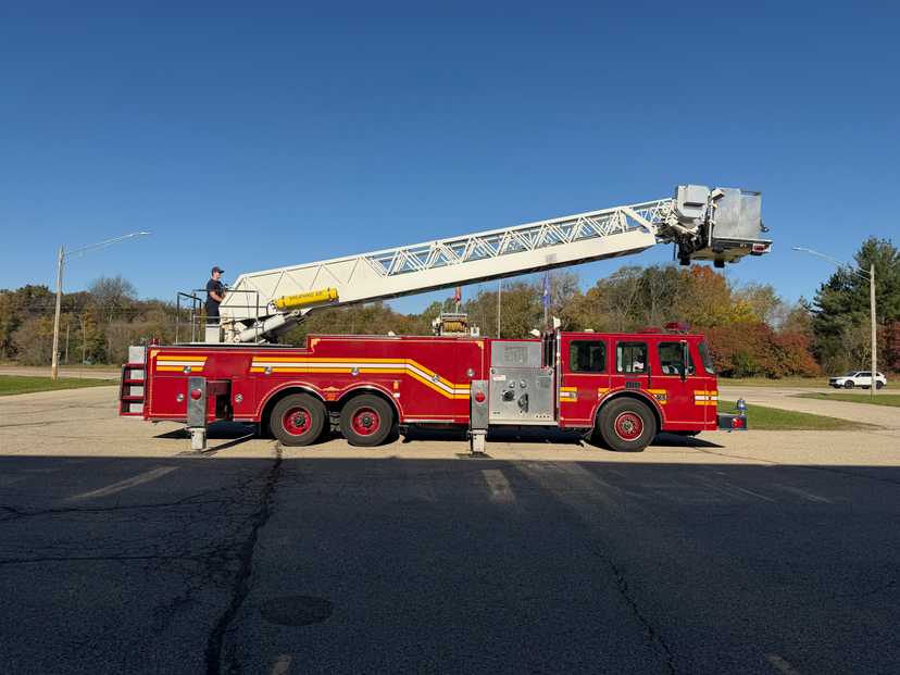 1994 Simon-Duplex 85' Platform