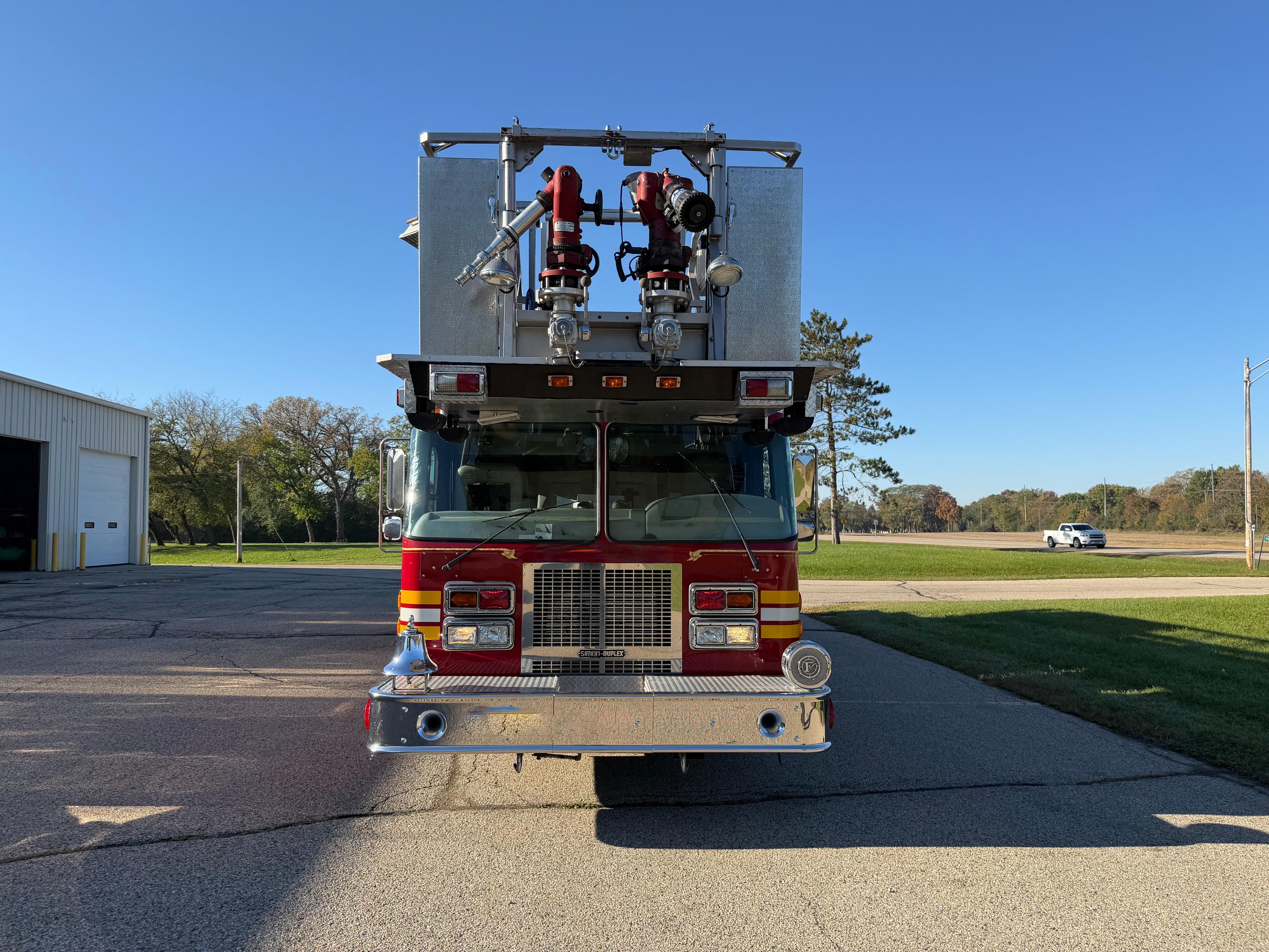 1994 Simon-Duplex 85' Platform - image 2