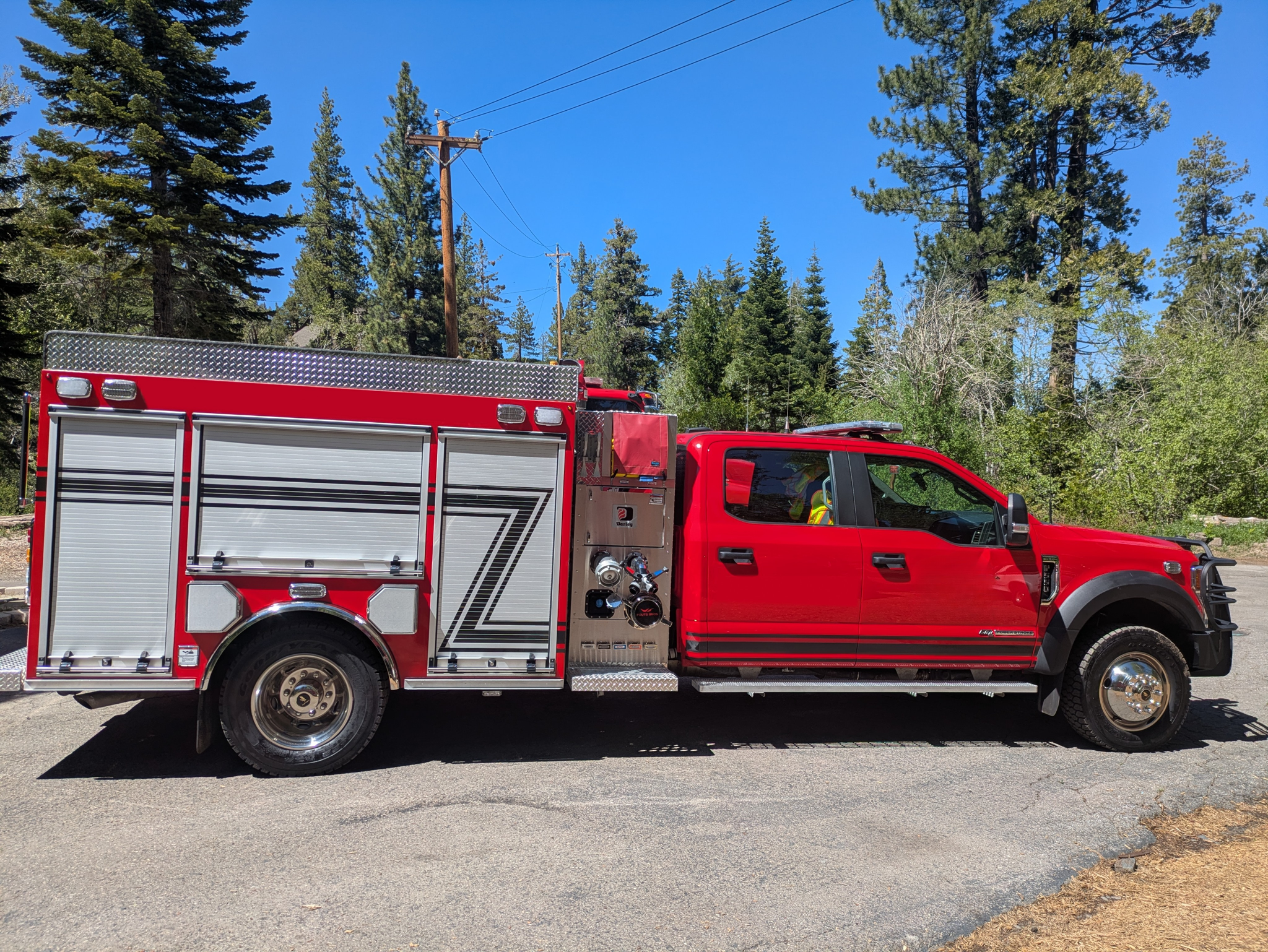 2022 Fouts Brothers Ford 4x4 Mini Pumper - image 4