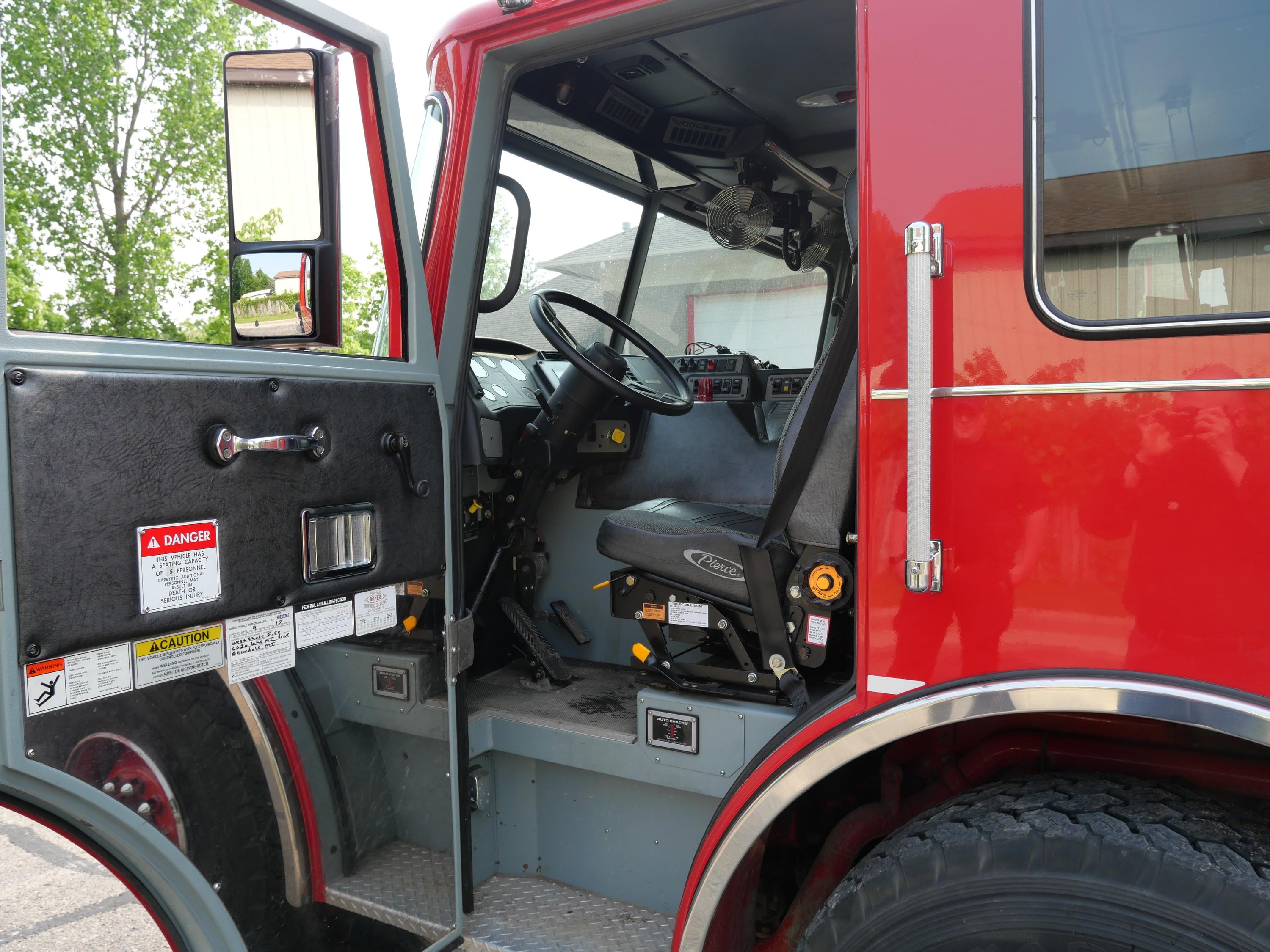 2001 Pierce Dash Engine - image 10