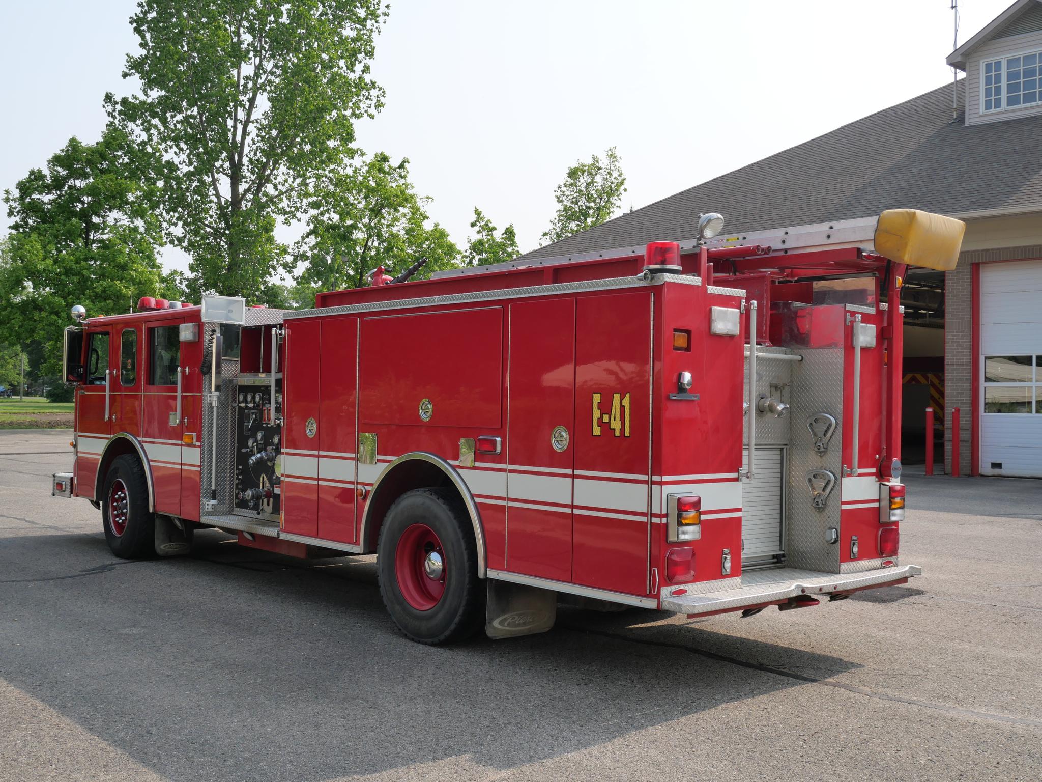 2001 Pierce Dash Engine - image 3