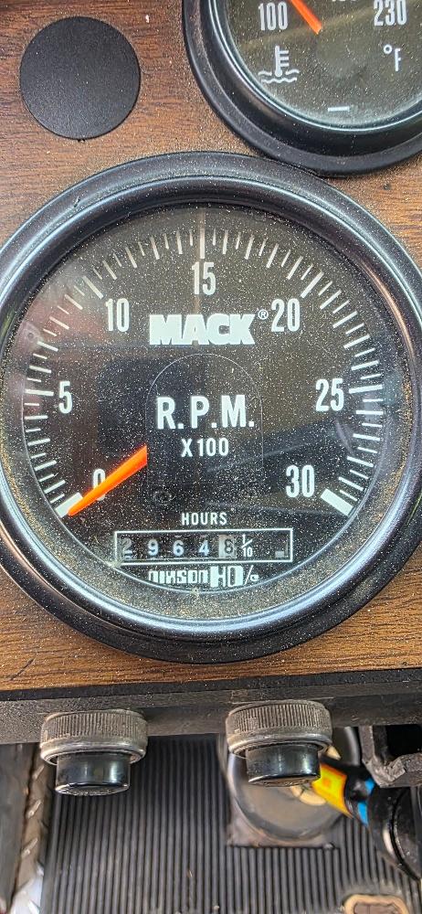 1988 Mack Pumper - image 8