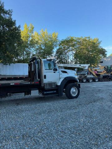 2012 International 7600 Rollback - image 3