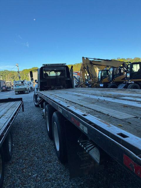 2012 International 7600 Rollback - image 6