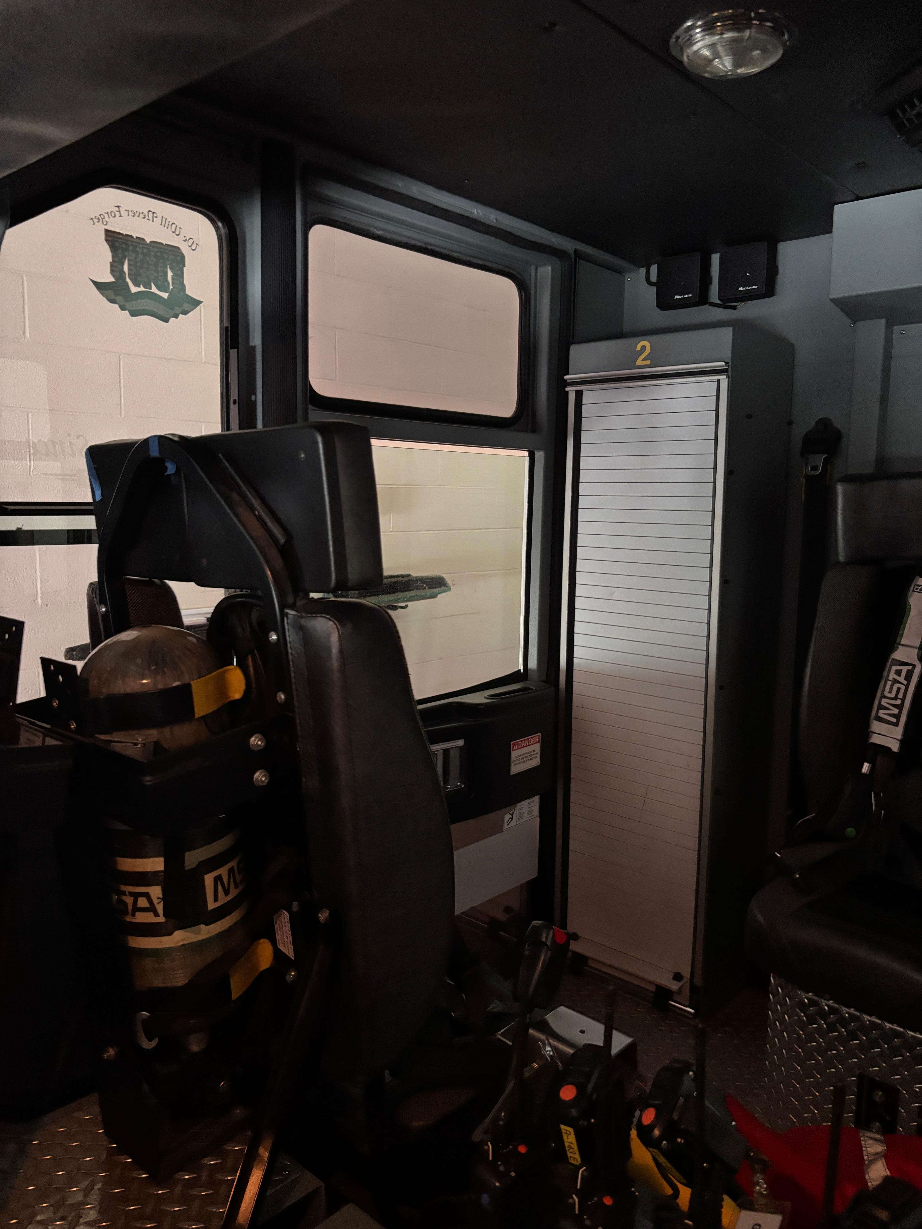2001 Pierce Heavy Rescue - image 28