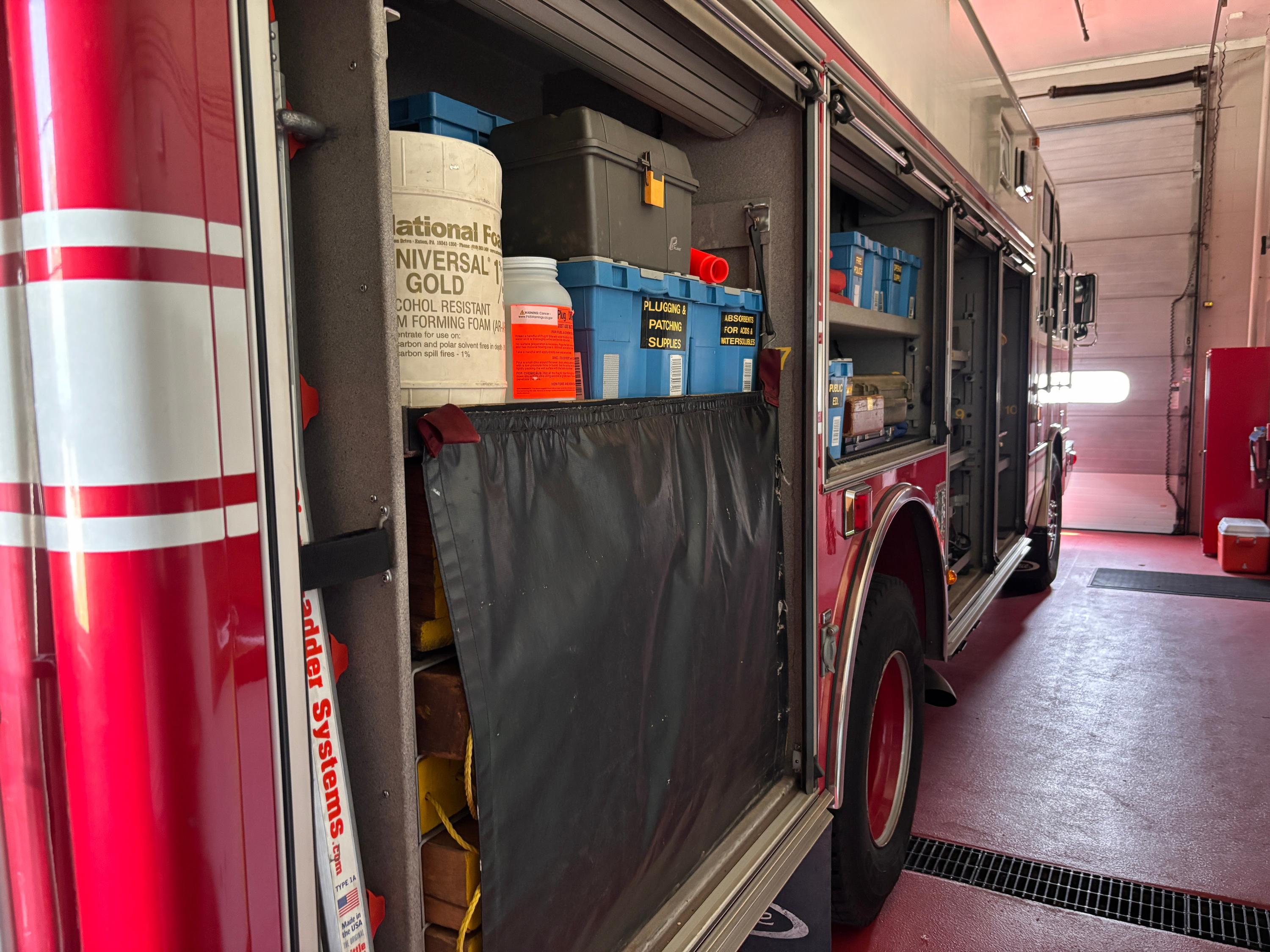 2001 Pierce Heavy Rescue - image 12