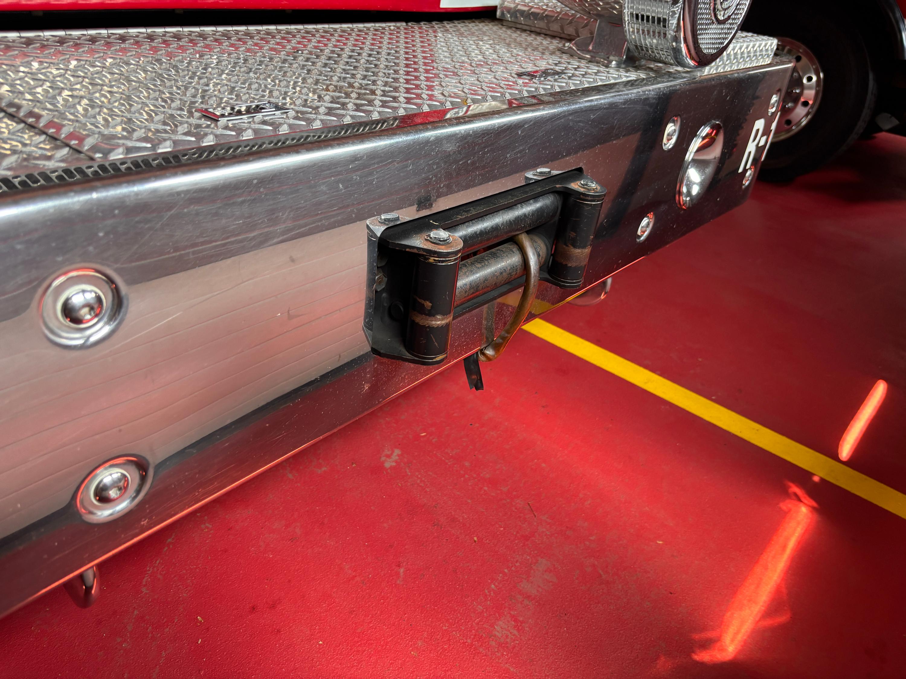 2001 Pierce Heavy Rescue - image 29