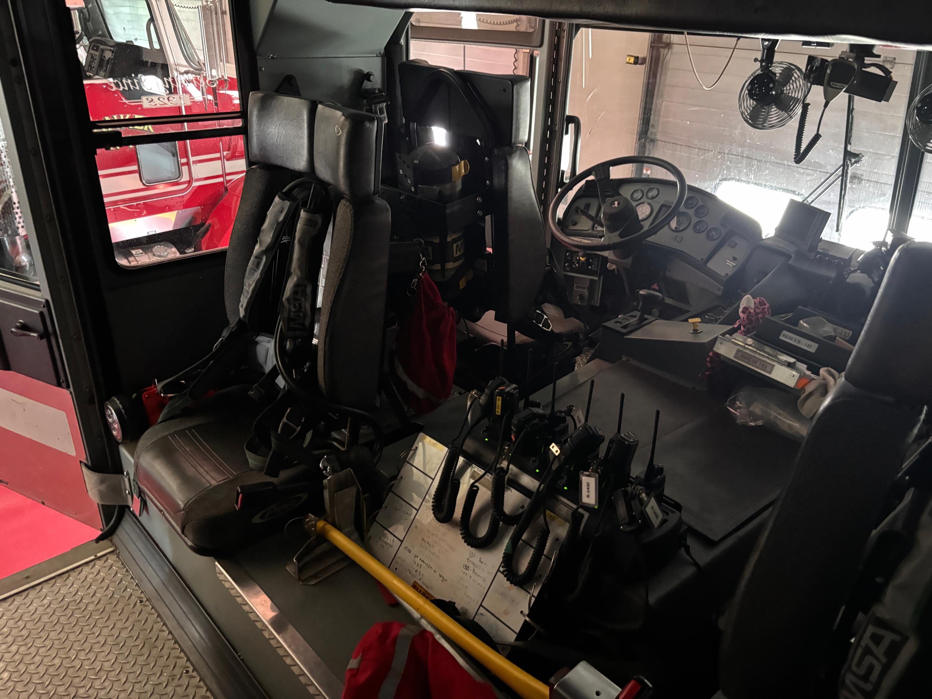 2001 Pierce Heavy Rescue - image 35