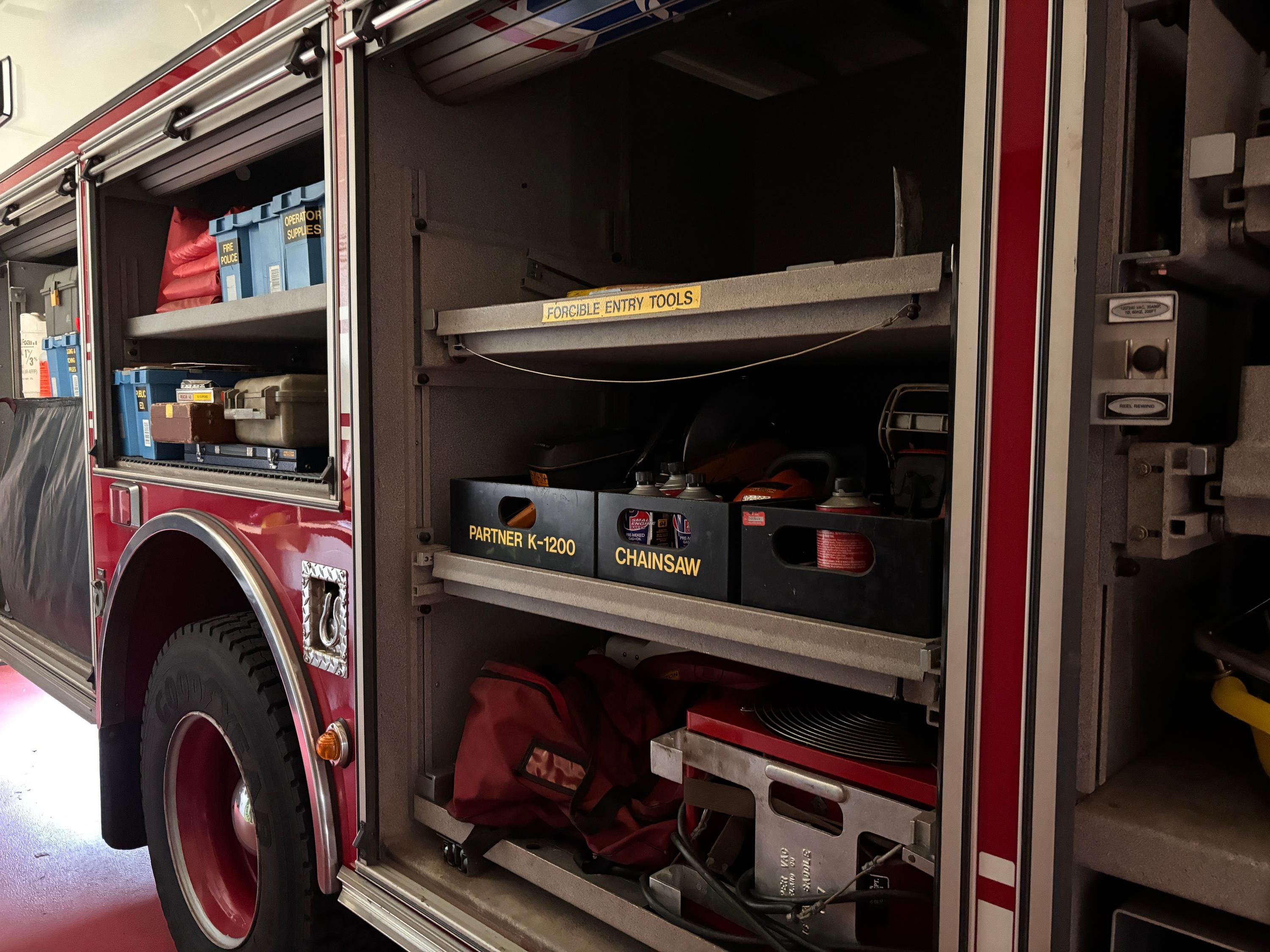 2001 Pierce Heavy Rescue - image 14