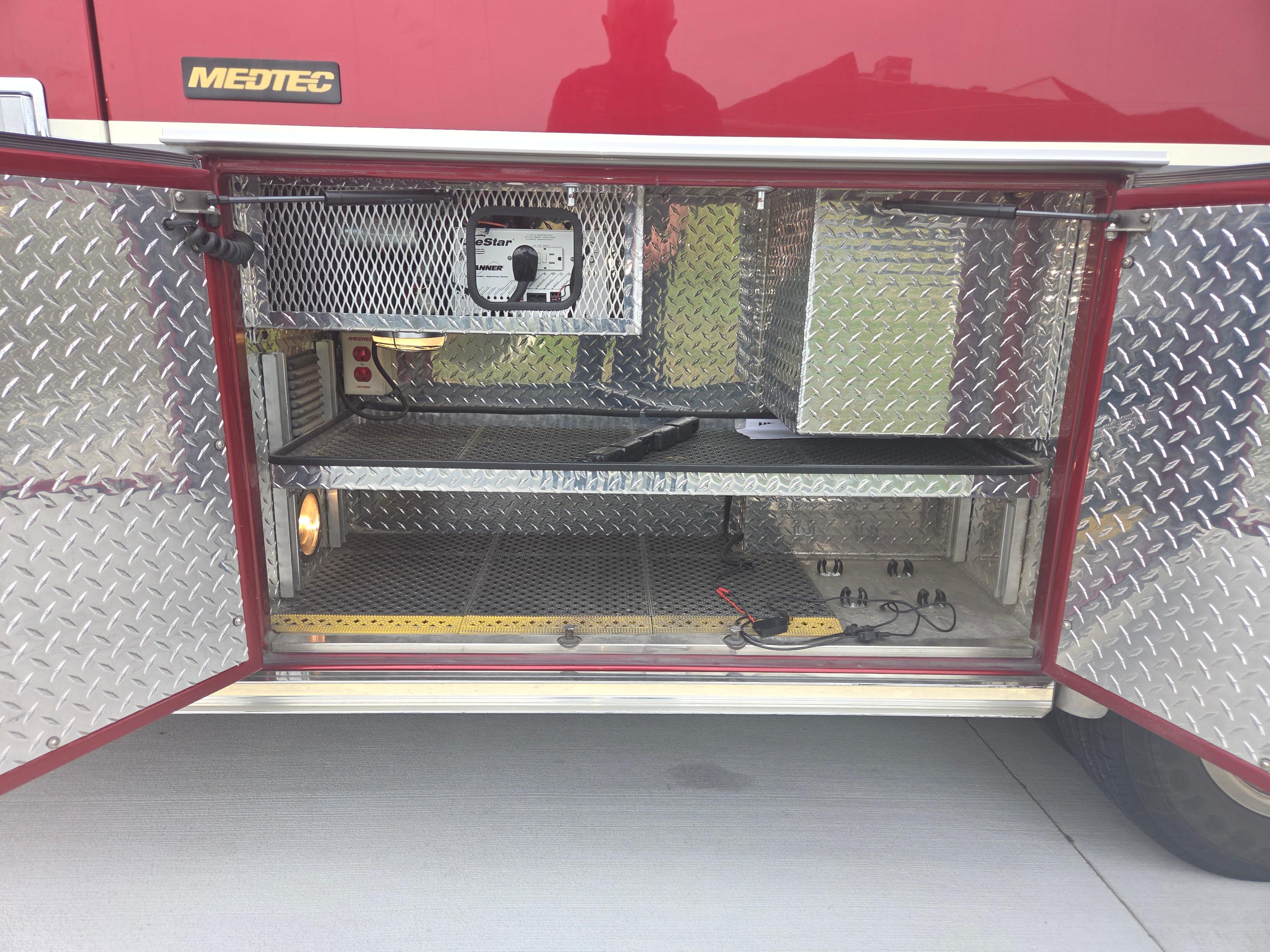 2010 Chevrolet Type III Ambulance - image 10