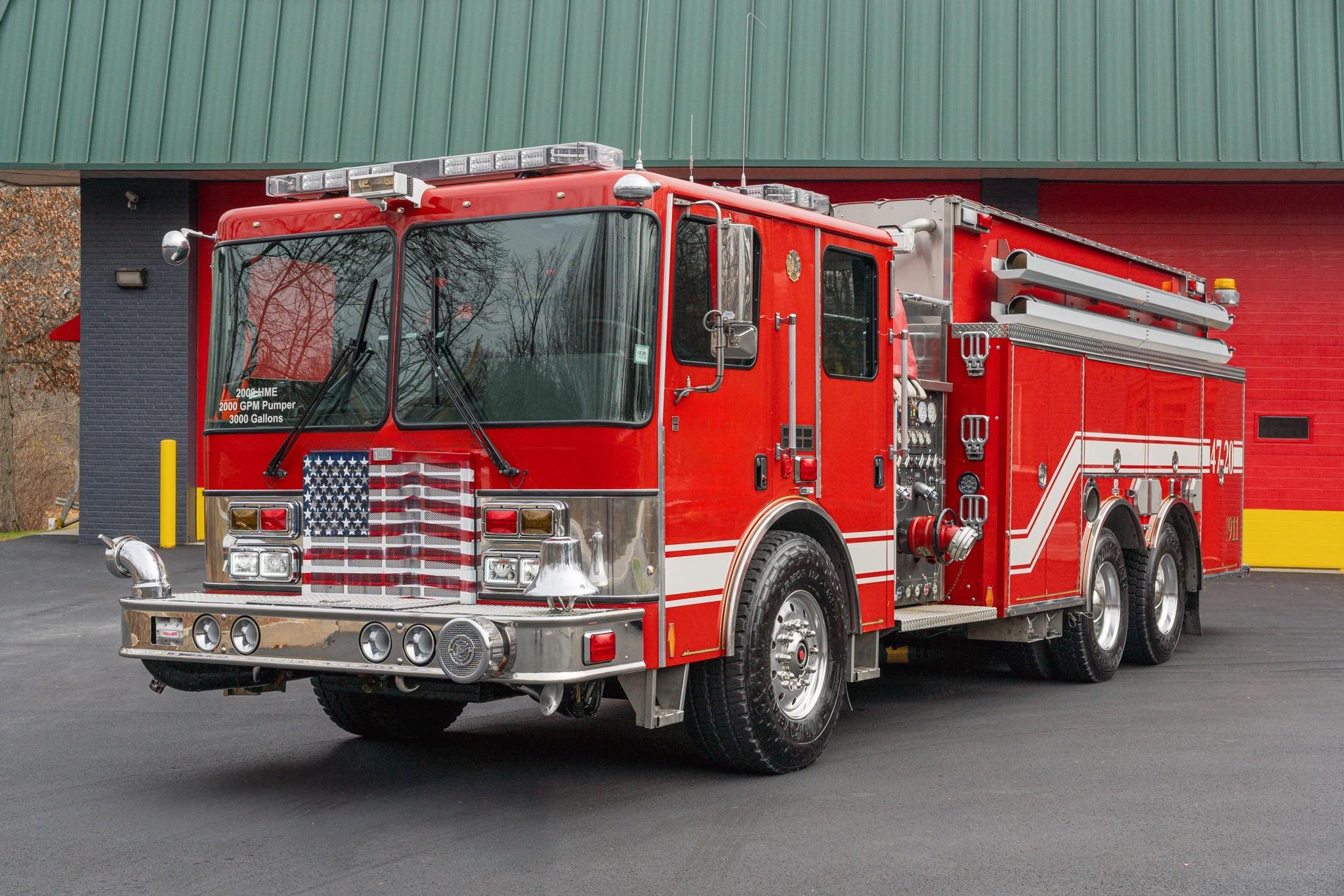 2009 HME Ahrens-Fox Pumper Tanker - image 1
