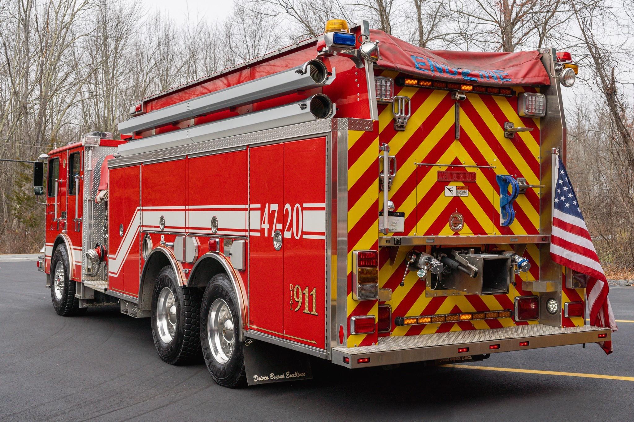 2009 HME Ahrens-Fox Pumper Tanker - image 6
