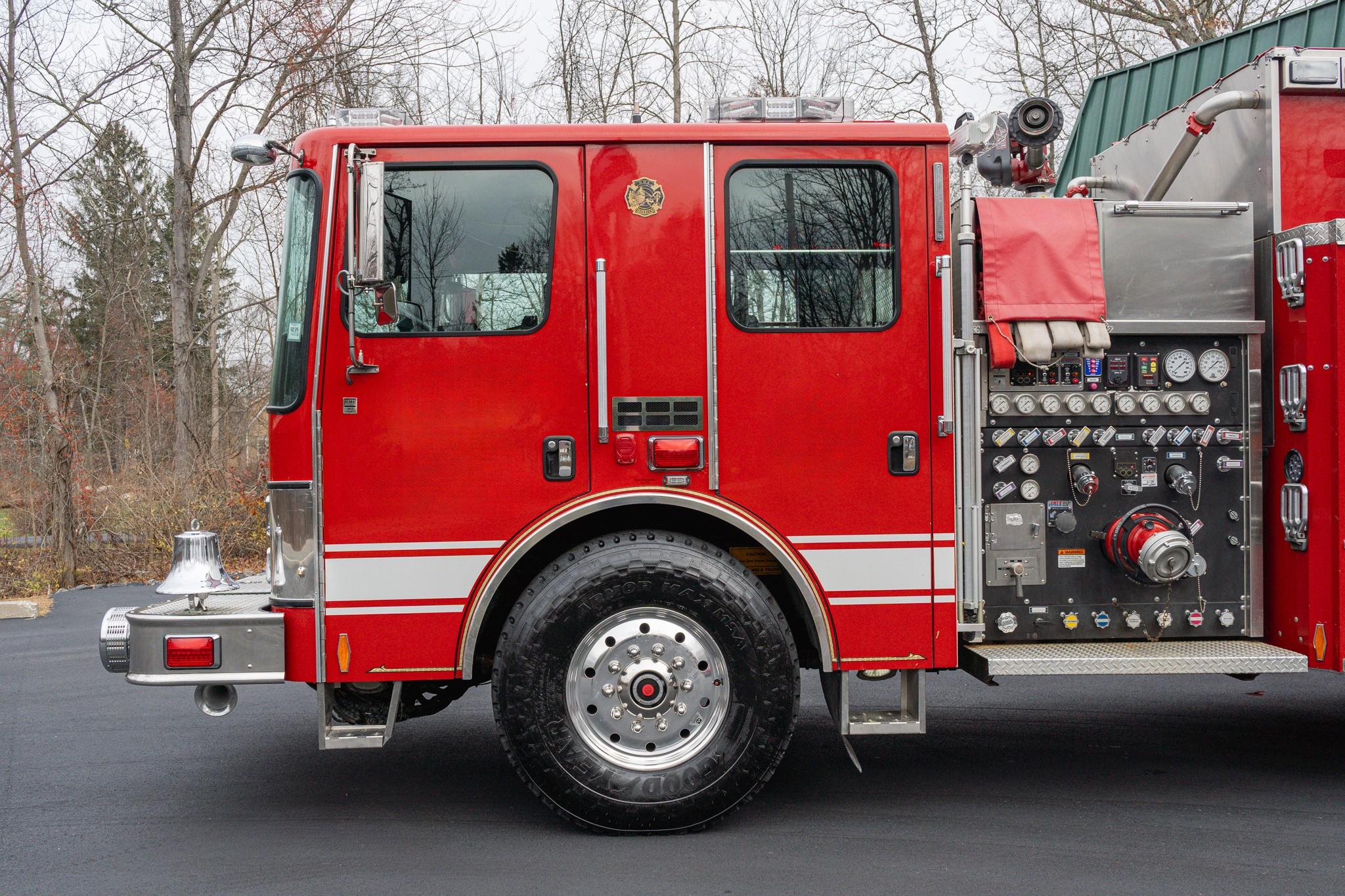 2009 HME Ahrens-Fox Pumper Tanker - image 16