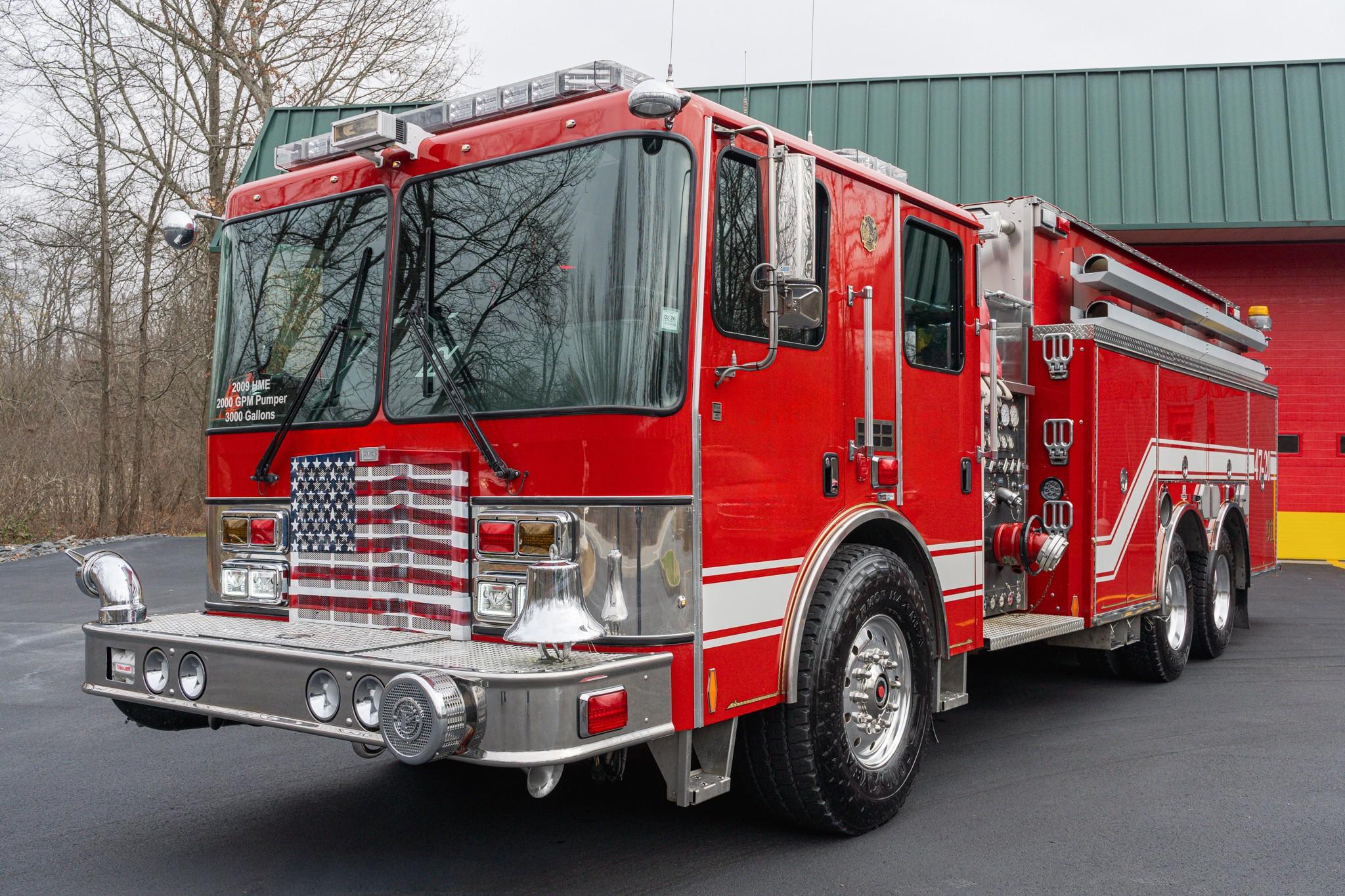 2009 HME Ahrens-Fox Pumper Tanker - image 17