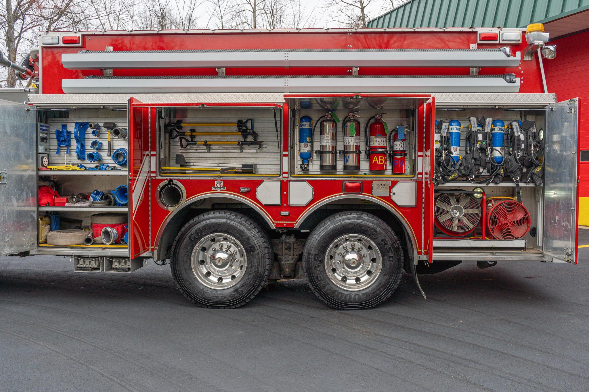 2009 HME Ahrens-Fox Pumper Tanker - image 21