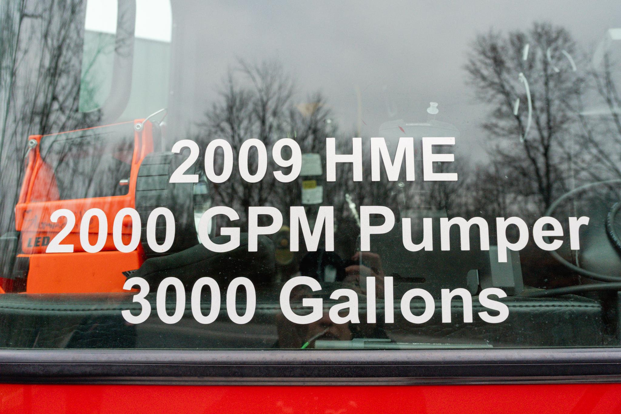2009 HME Ahrens-Fox Pumper Tanker - image 40
