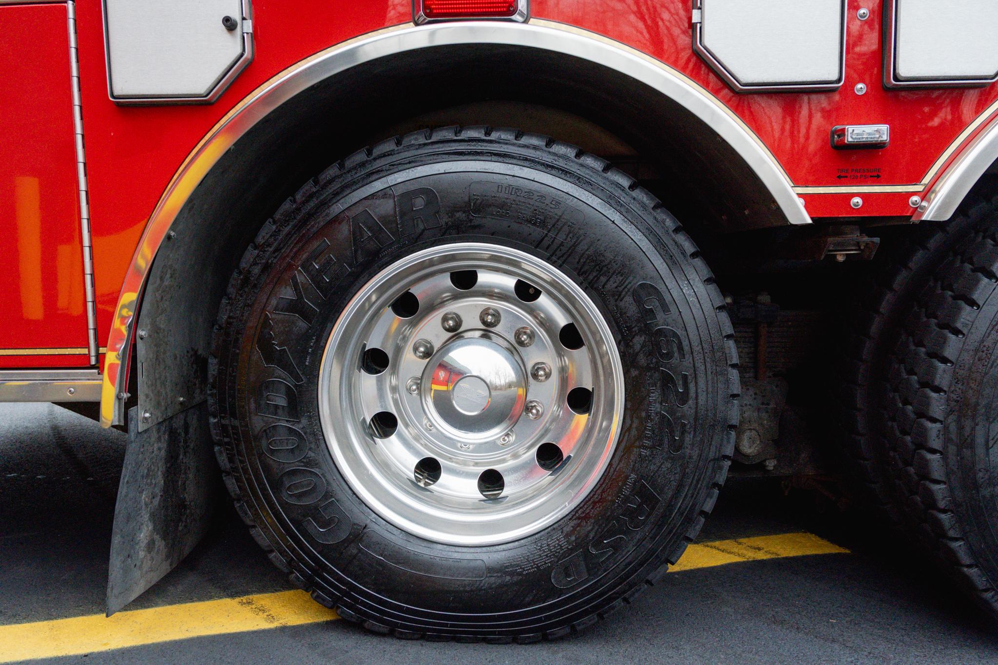 2009 HME Ahrens-Fox Pumper Tanker - image 44