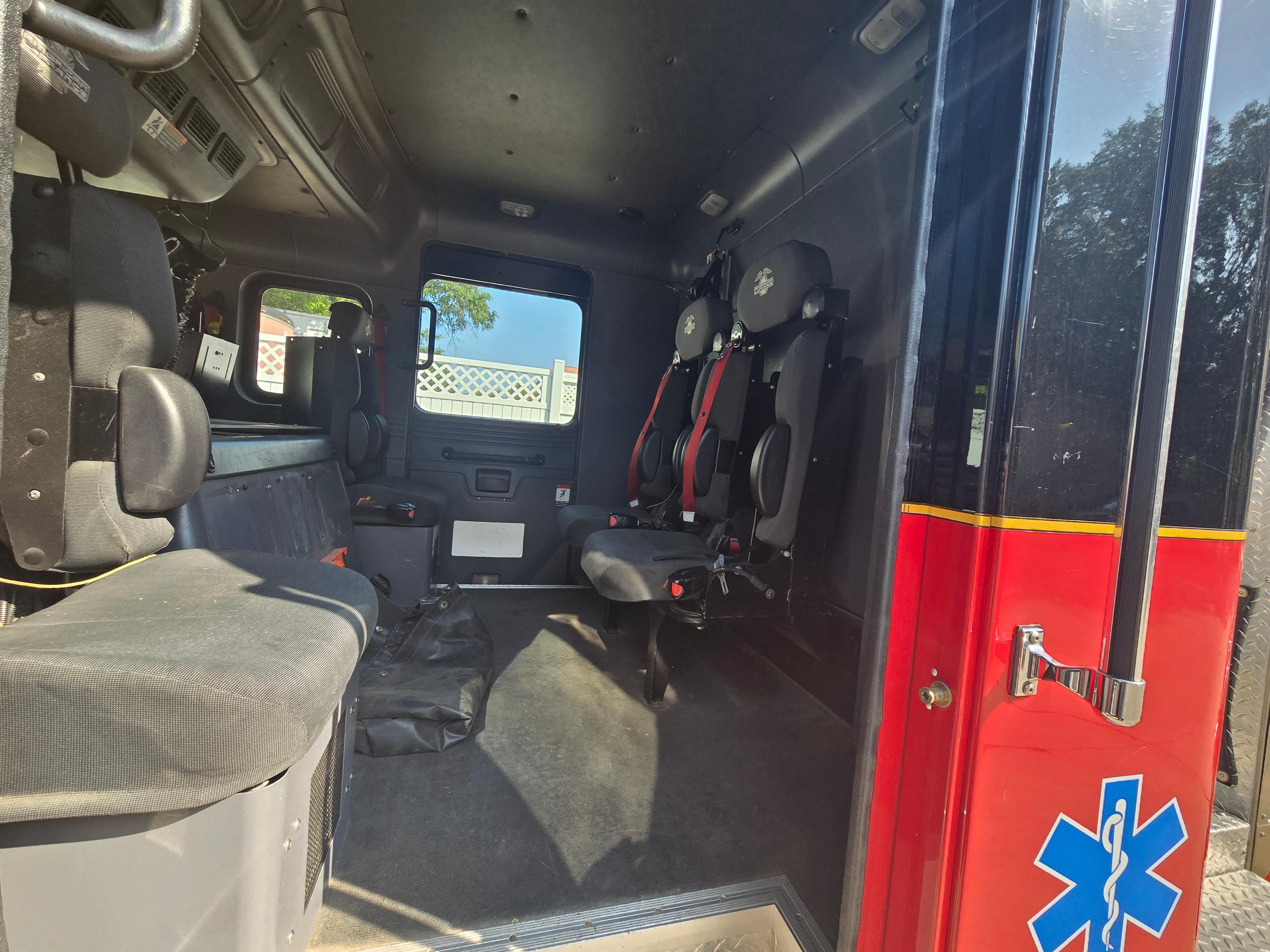 2007 American LaFrance Metropolitan Pumper - image 13