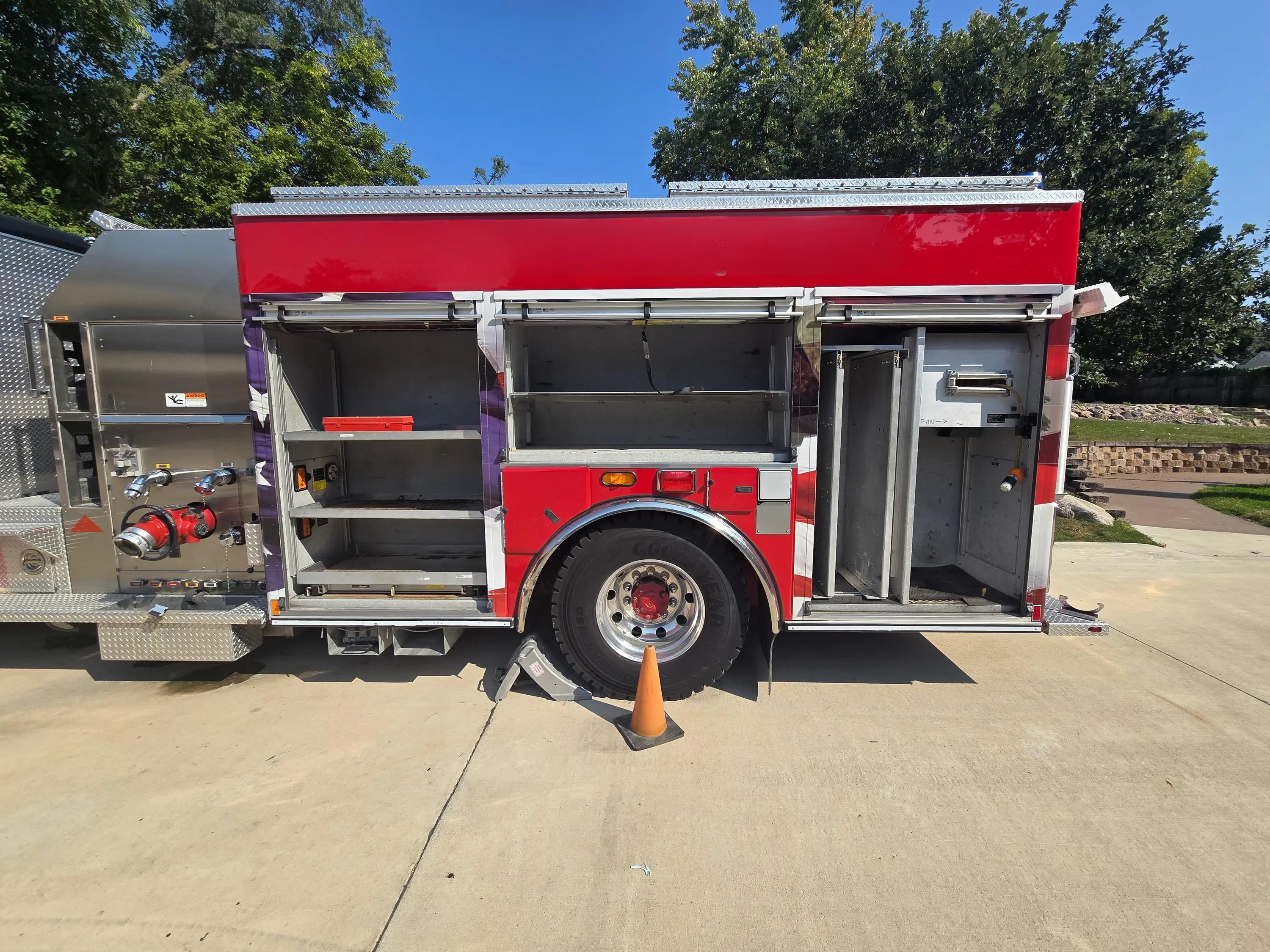 2007 American LaFrance Metropolitan Pumper - image 17