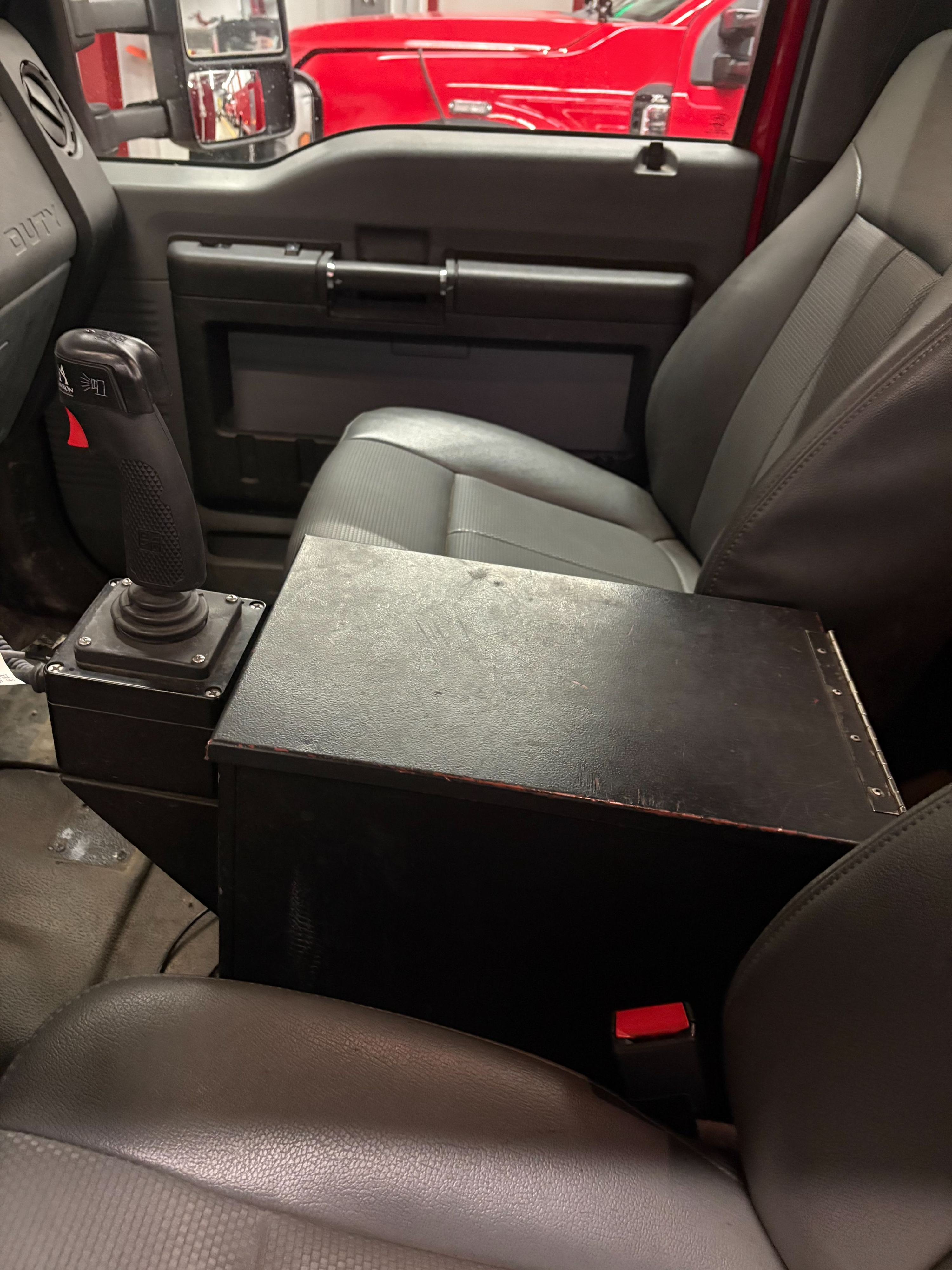 2013 Ford 4x4 Brush Truck - image 3